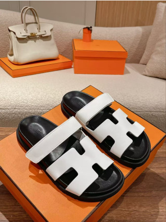 UA Hermès Chypre Sandal
