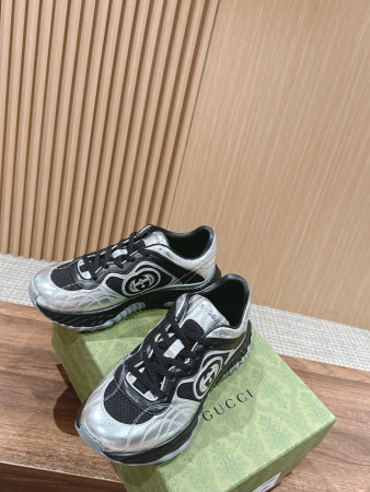 ua G*u*i ripple sneaker