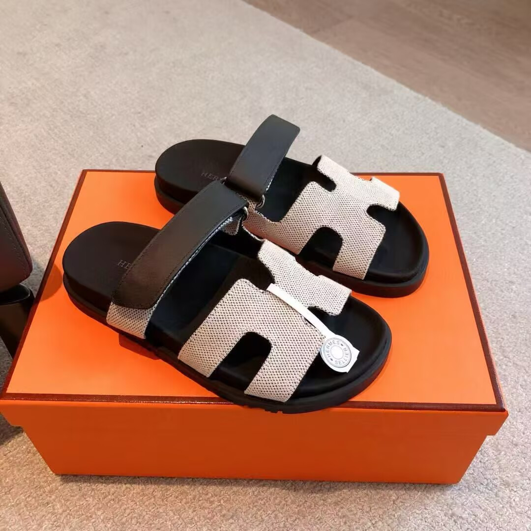 UA Hermès Chypre Sandal