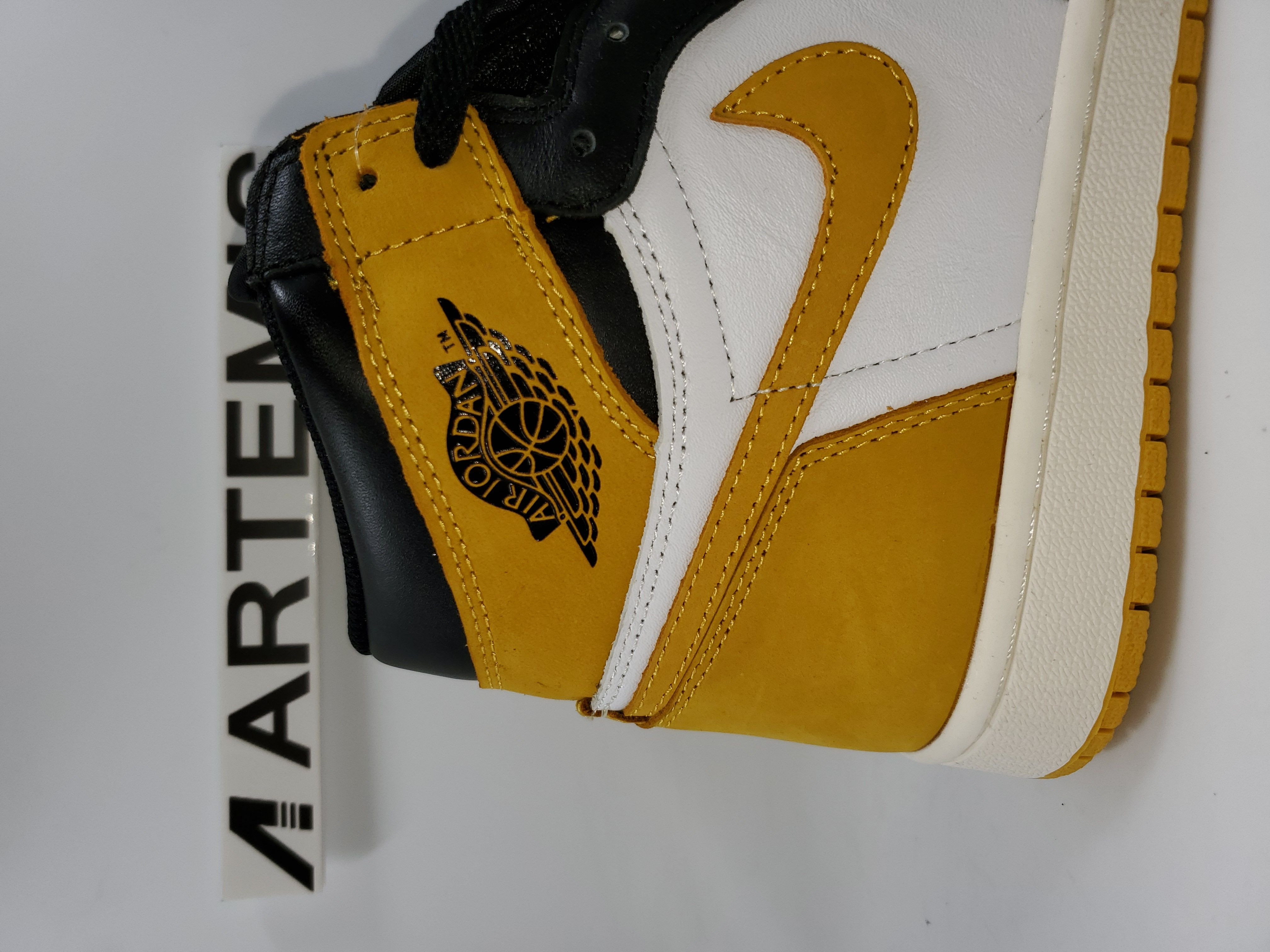 Air Jordan 1 Retro High Yellow Ochre