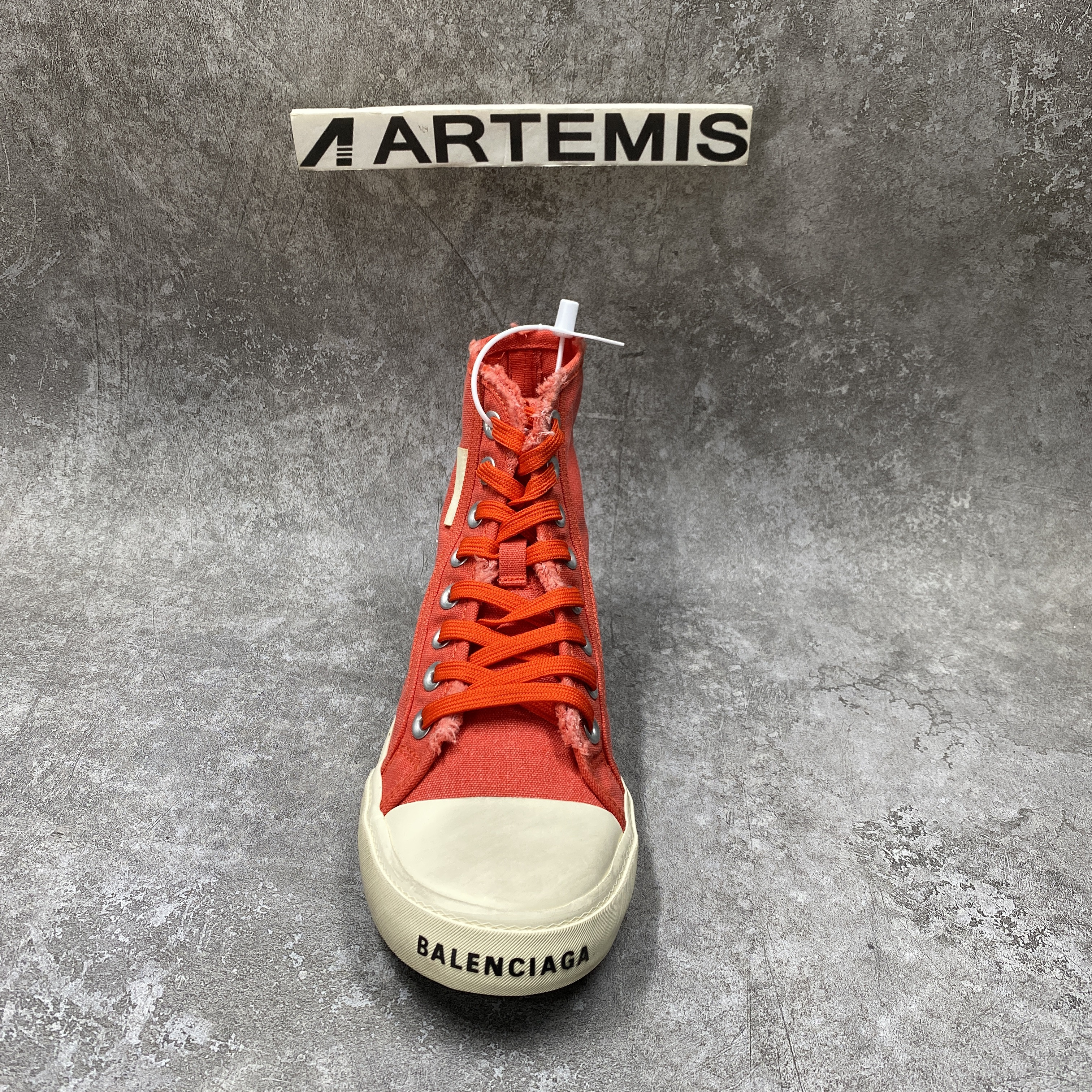 PARIS HIGH TOP SNEAKER IN RED