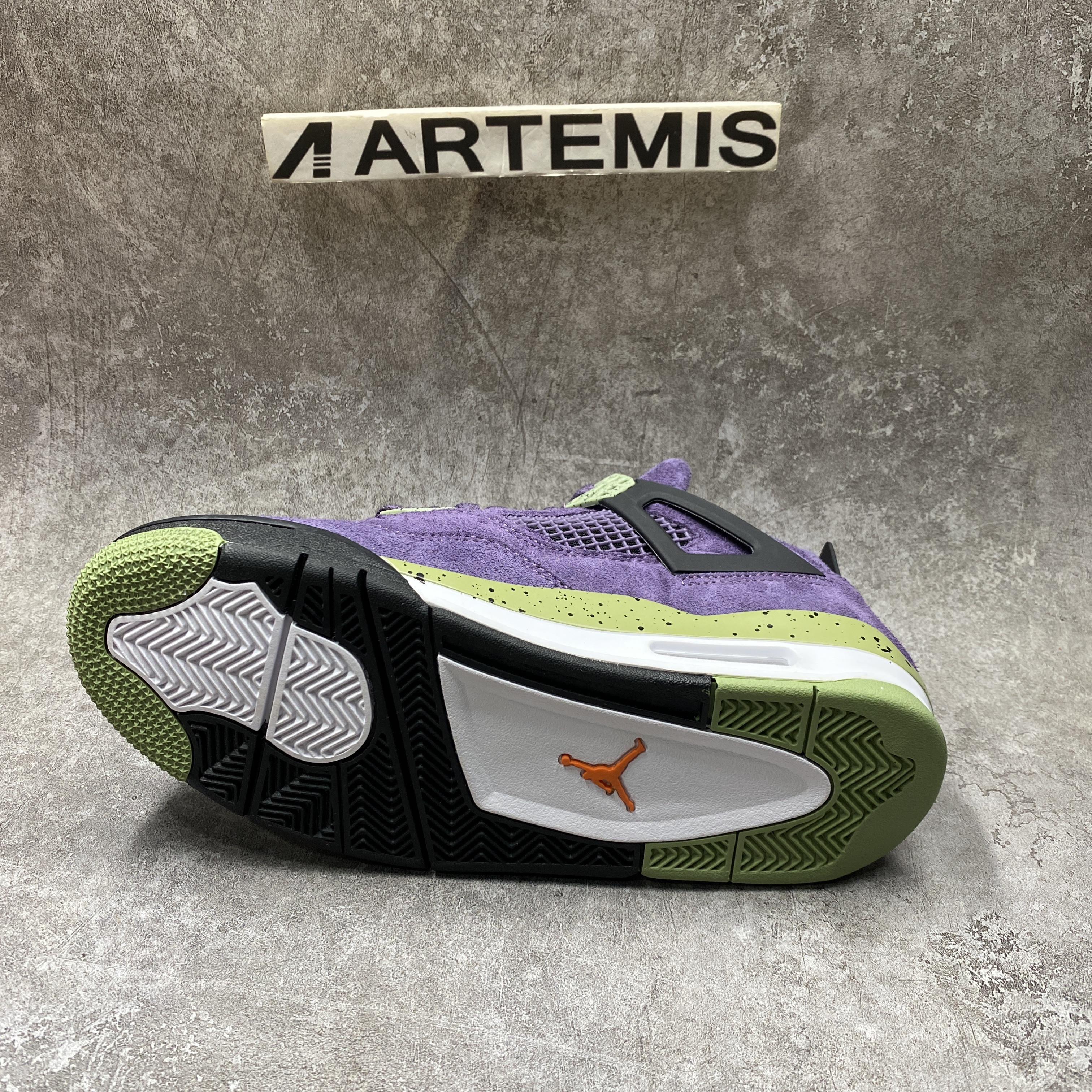 Air Jordan 4 “Canyon Purple”
