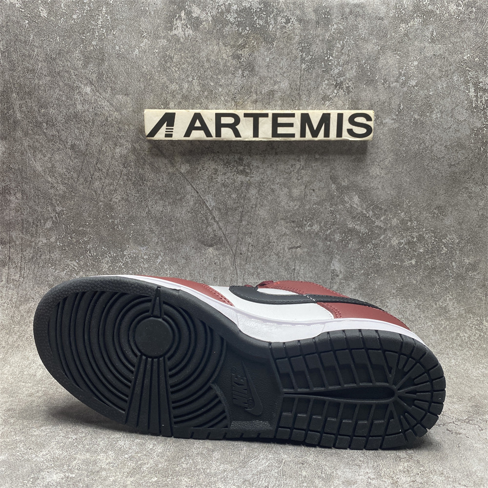 NIKE DUNK LOW PREMIUM SB