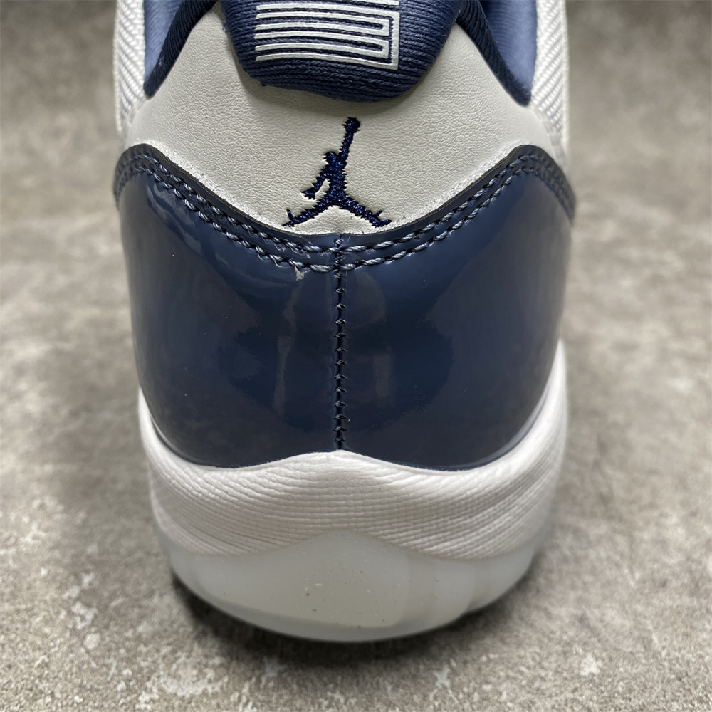 AIR JORDAN 11 RETRO LOW 