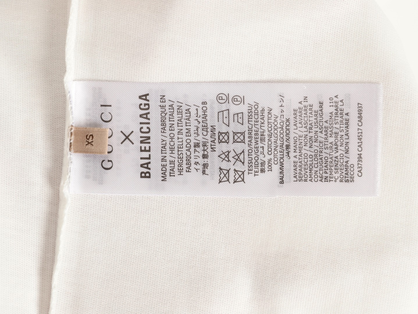 G*u*i x ba*len*cia*ga 25ss short-sleeved t-shirt