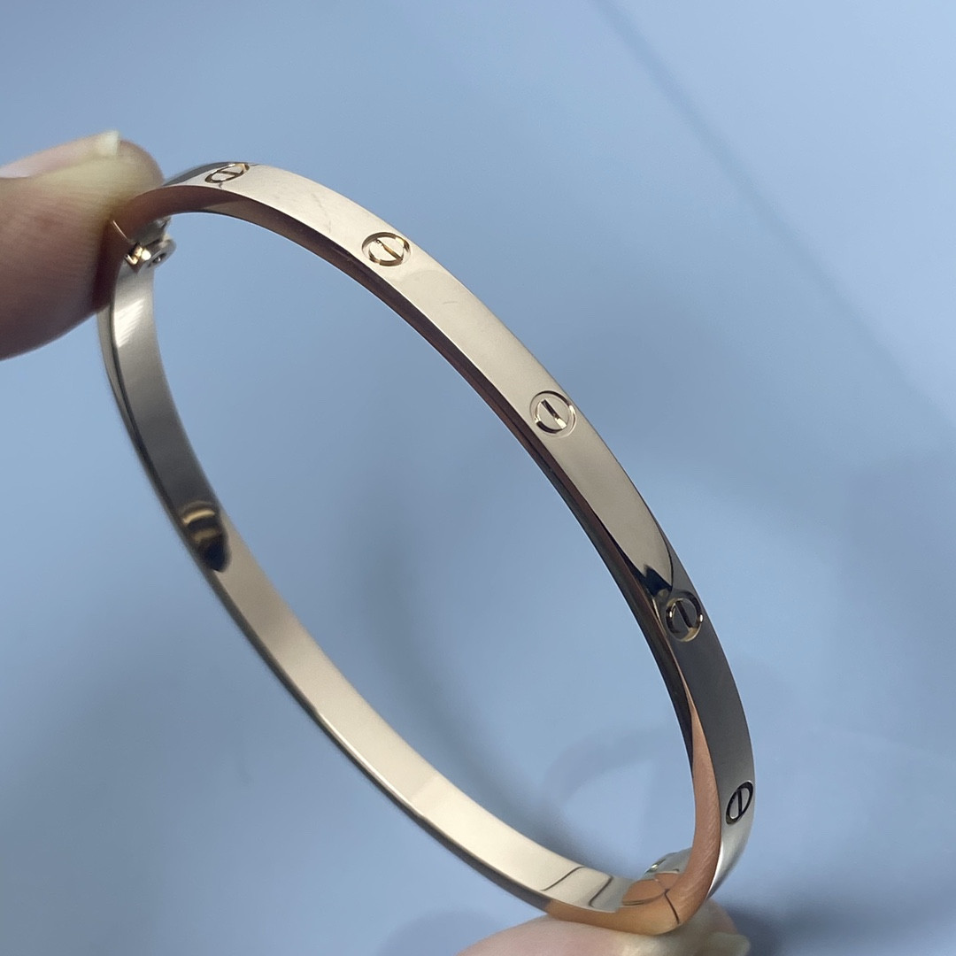 Ca*t*er narrow version bracelet