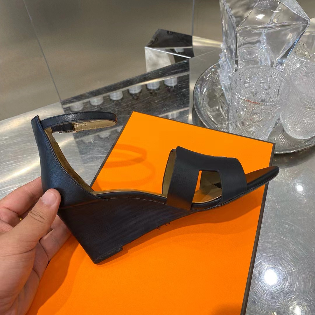 UA Hermès Legend Sandal