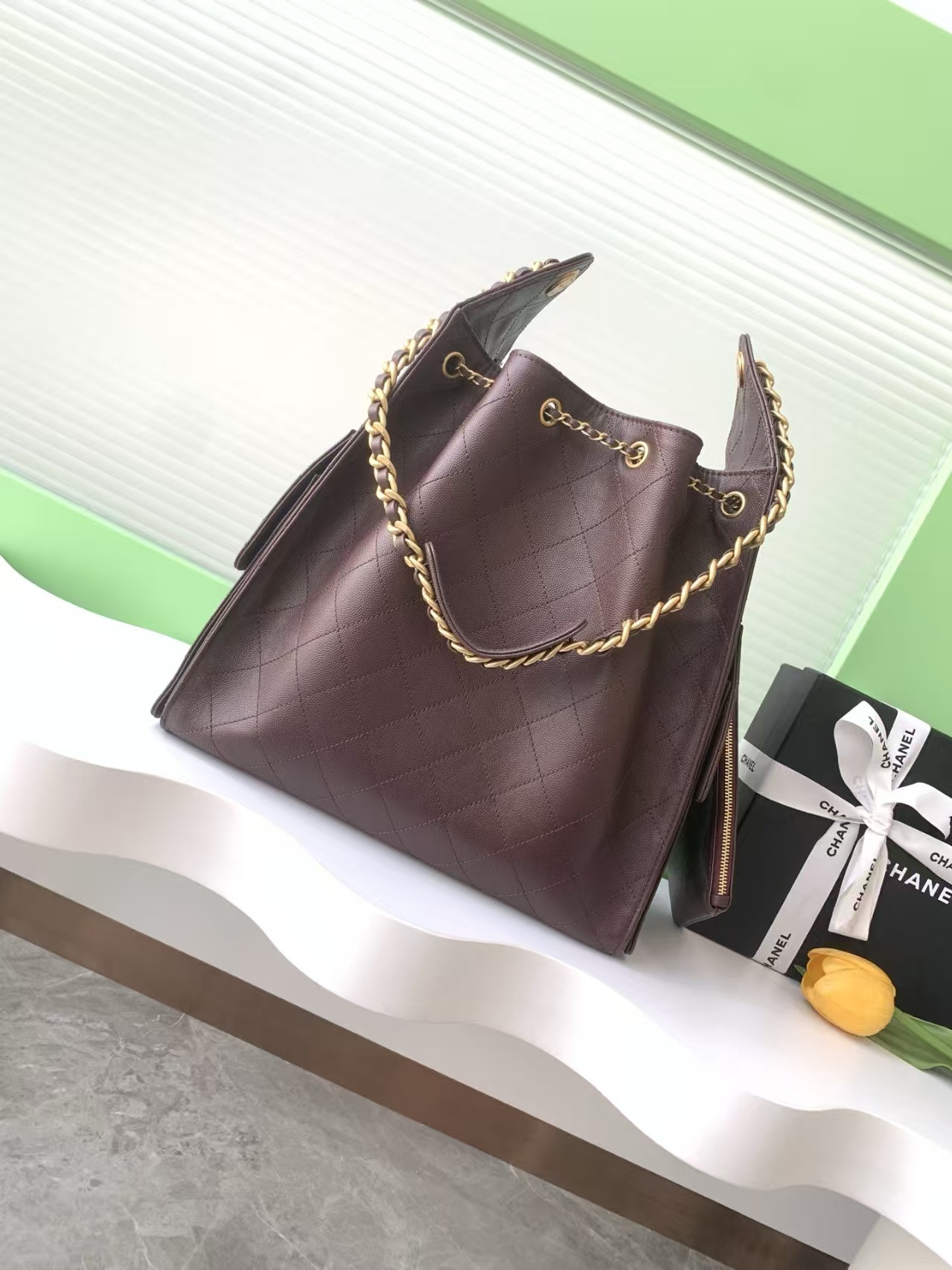 Ch*el 25c bucket bag 40x30x15cm