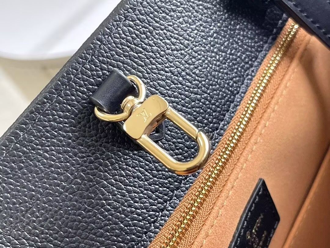 LV OnTheGo GM M44925 41 x 34 x 19 cm