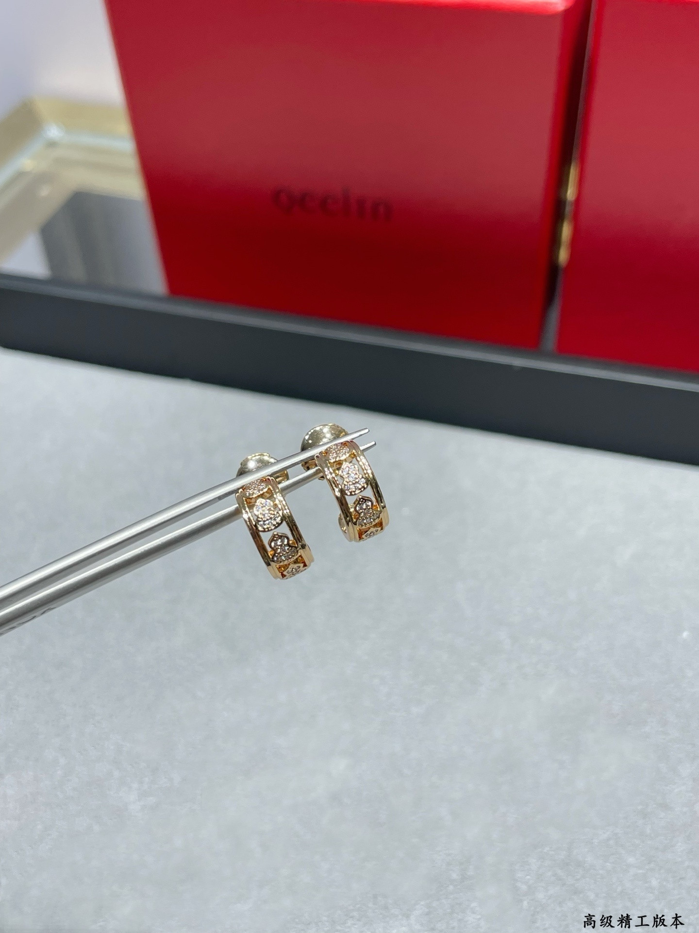 Qeelin Circle Gourd Earrings