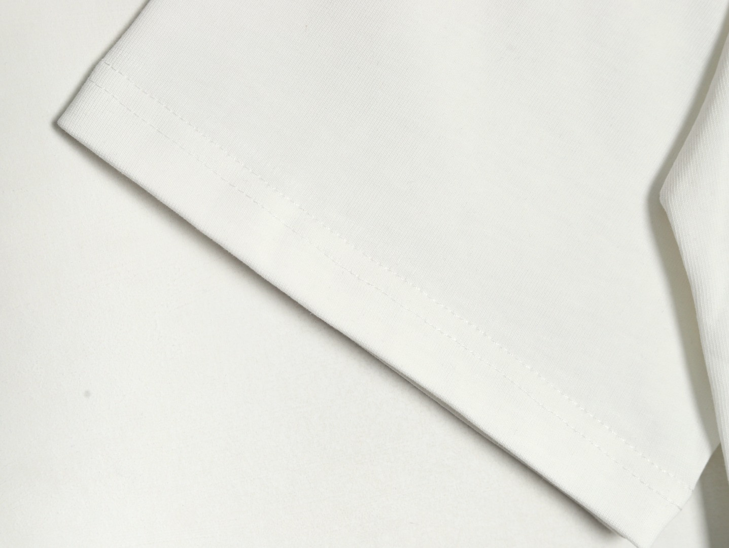 Givenchy 25SS Short-sleeved T-shirt