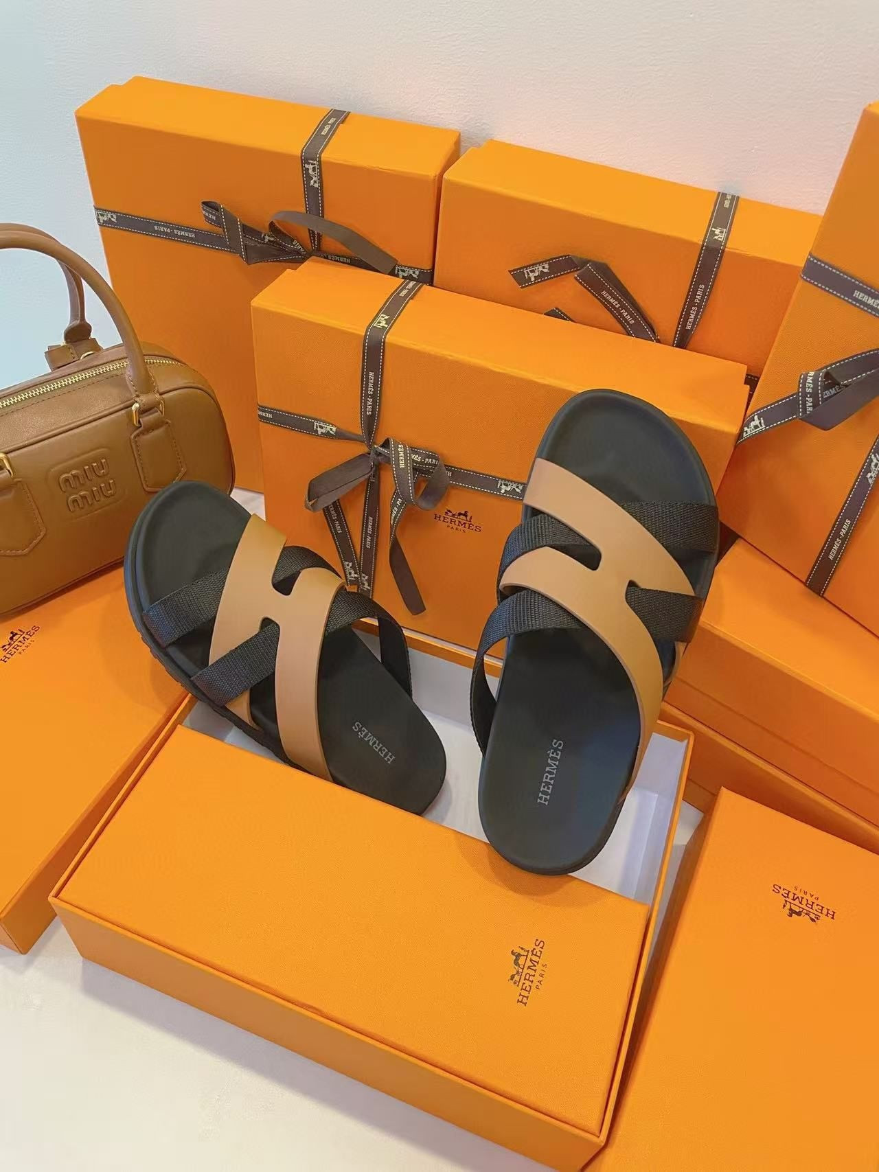 UA Hermès Kazimir Sandal