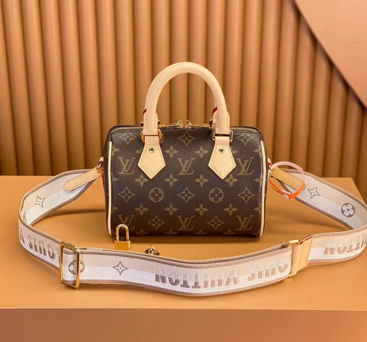 LV Speedy Bandoulière 20 M46222  13.5 x 12 x 20.5 cm
