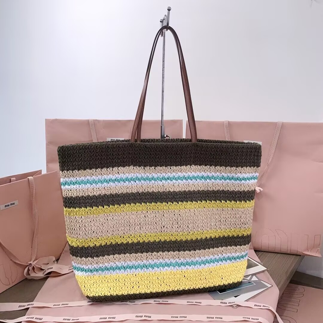 Miu Miu Raffia-effect woven tote bag 40x34x16cm