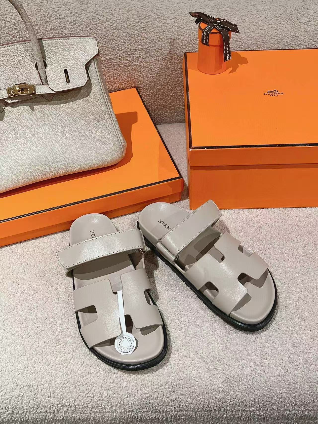 UA Hermès Chypre Sandal