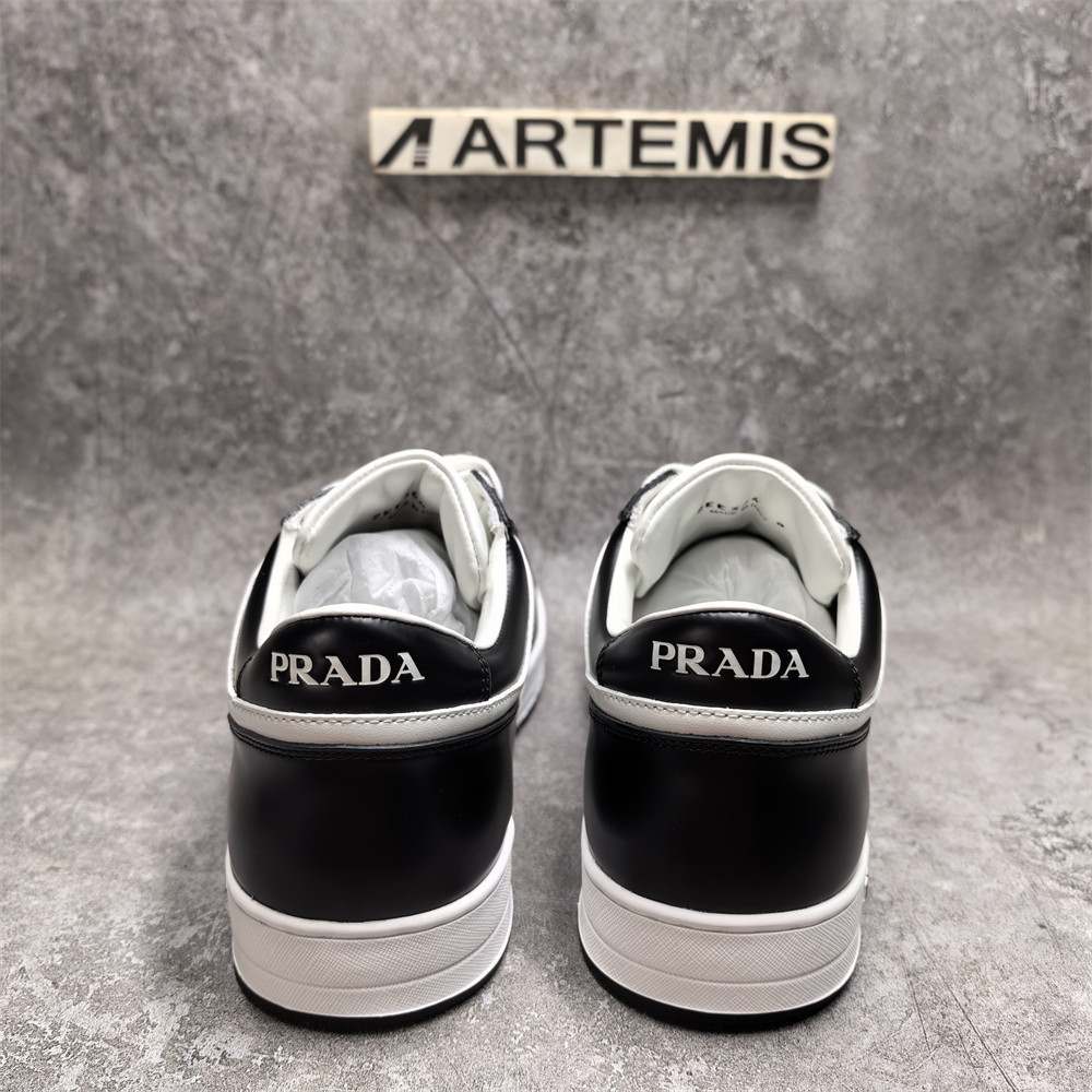 ua Pra*a downtown low top sneakers
