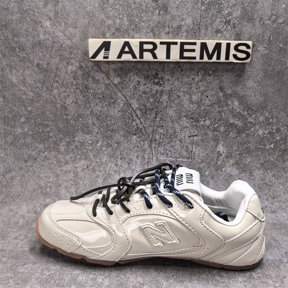 UA Miu Miu x New Balance 530 SL leather sneakers