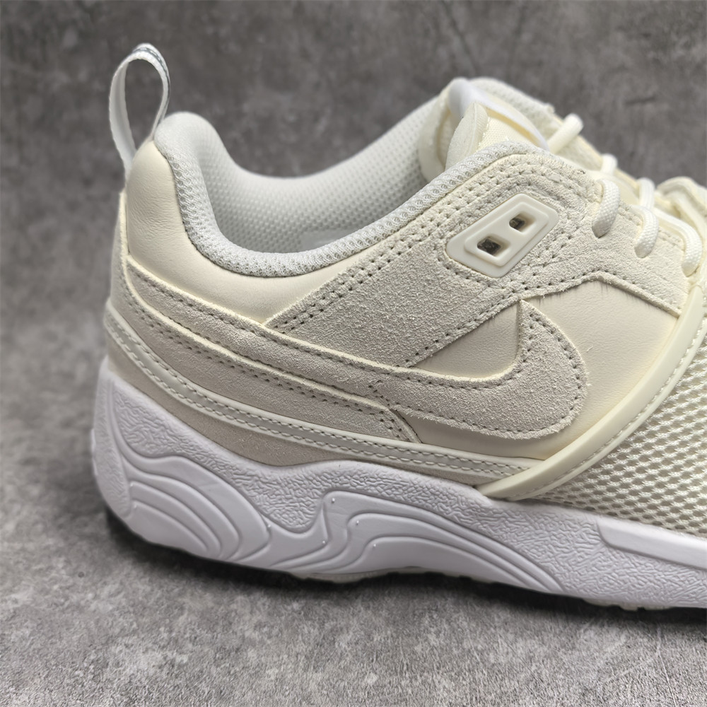 UA Nike Zoom Field Jaxx SP Travis Scott Sail