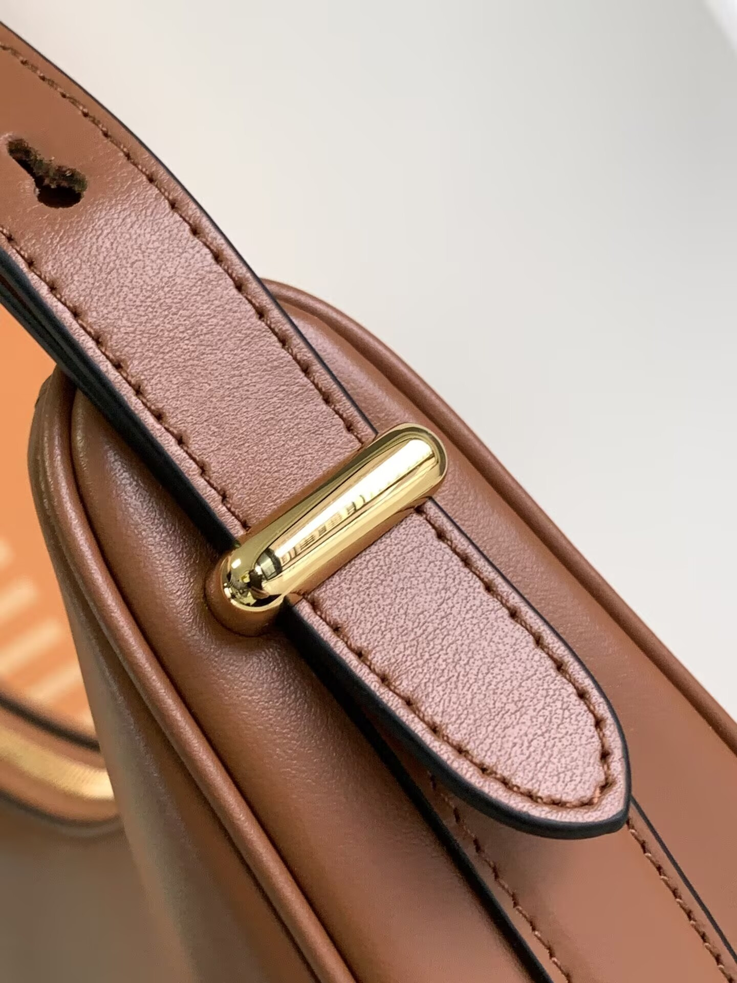 Pra*a arqué shoulder bag 22.5x18.5x6.5cm