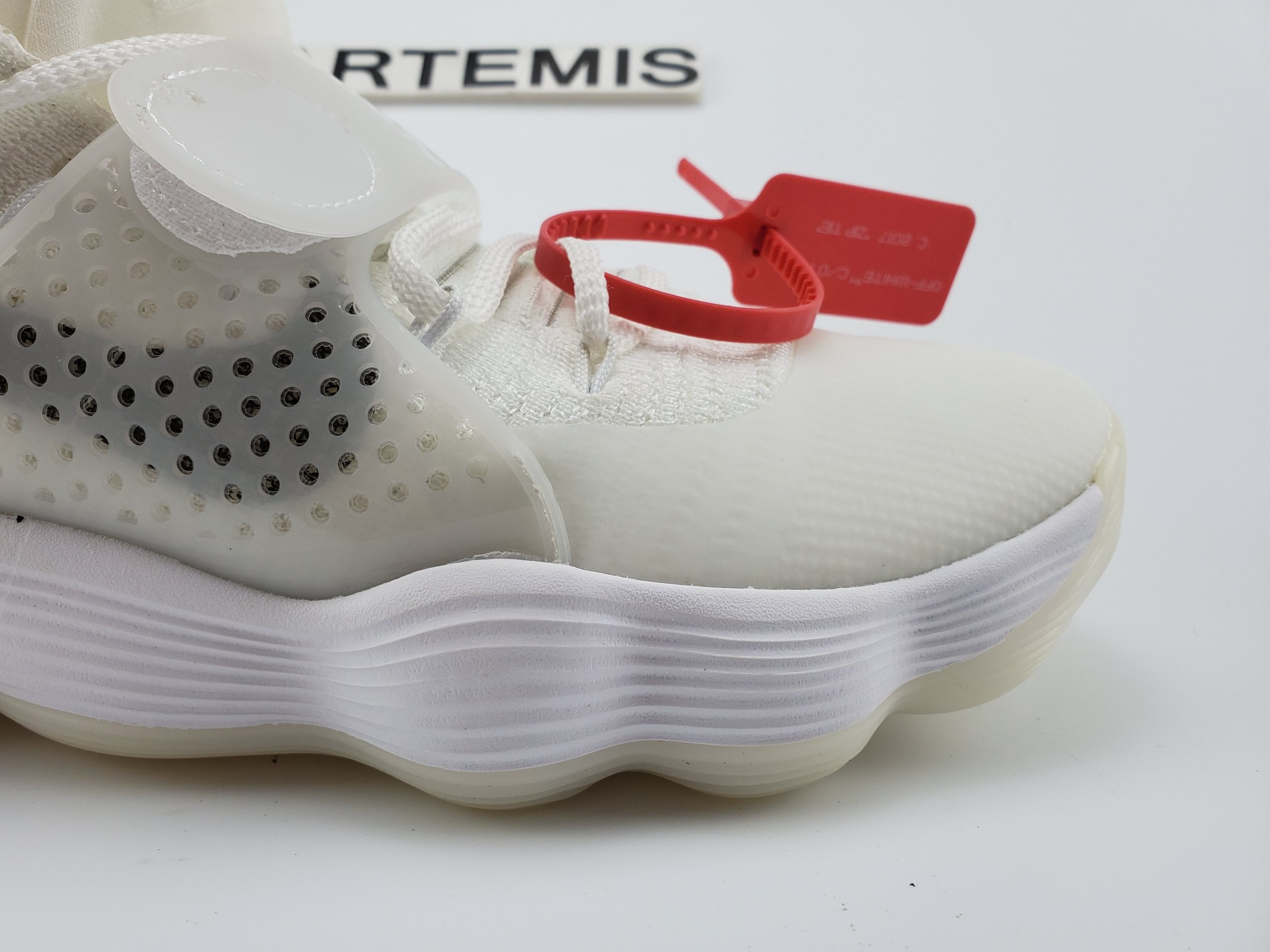 Nike React Hyperdunk 2017 Flyknit Off-White