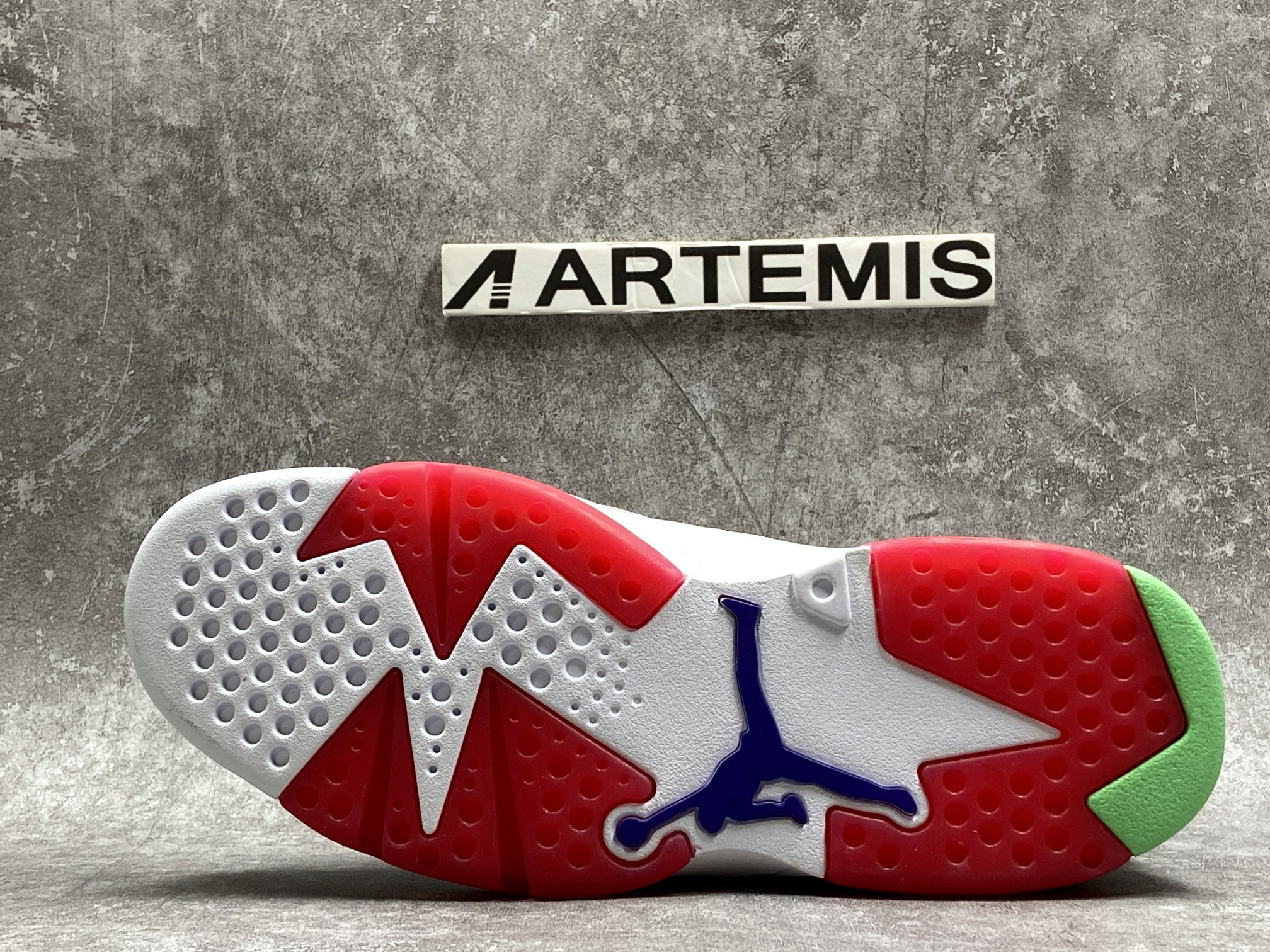 Air Jordan 6 Retro Hare