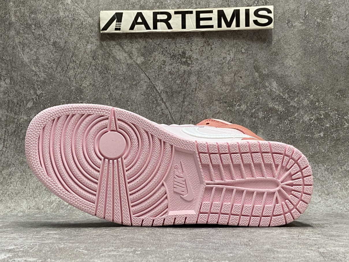 Air Jordan 1 Mid Digital Pink