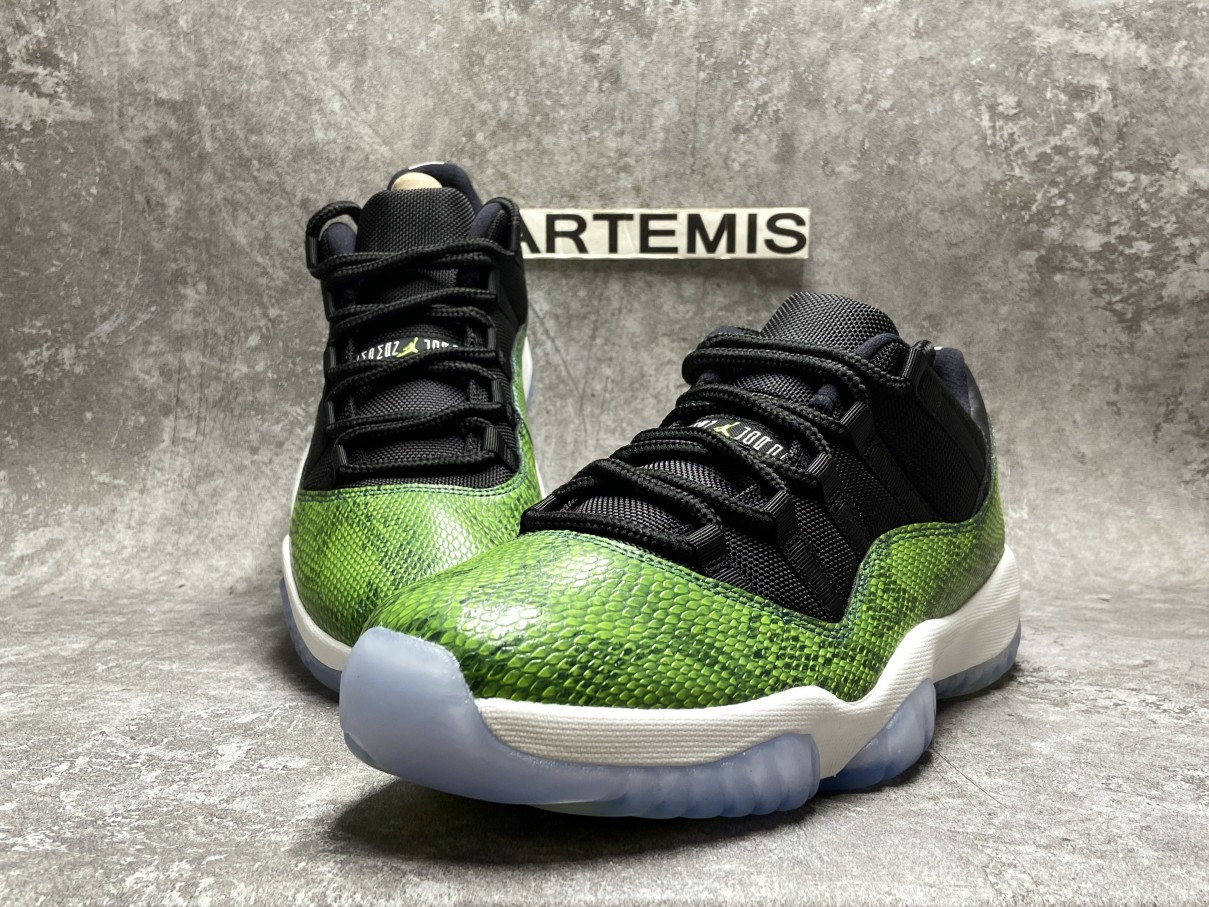 Air Jordan 11 Retro Low Green Snakeskin
