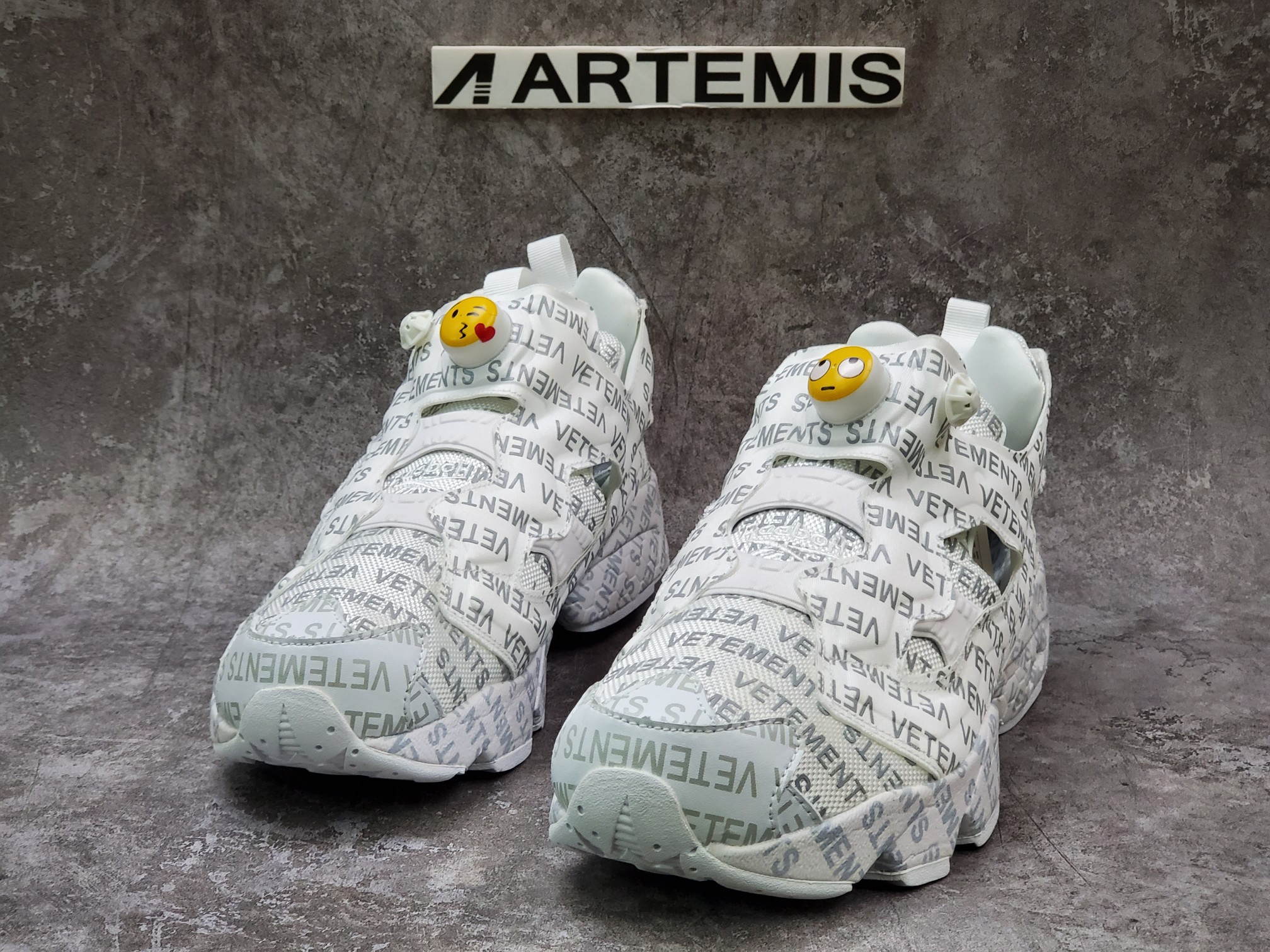 Reebok VETEMENTS x InstaPump Fury 