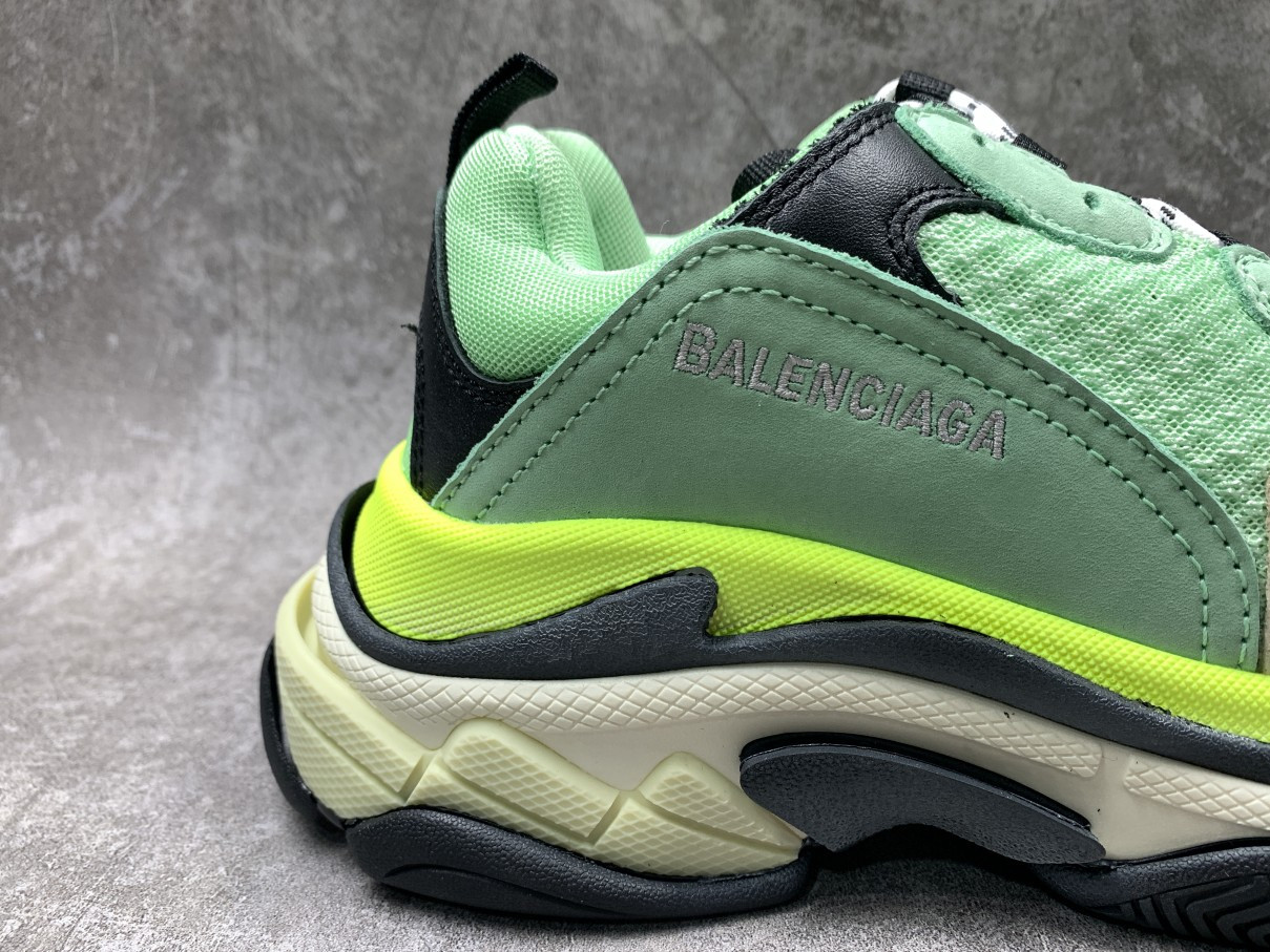 Balenciga Triple S Sneaker Very Fluo