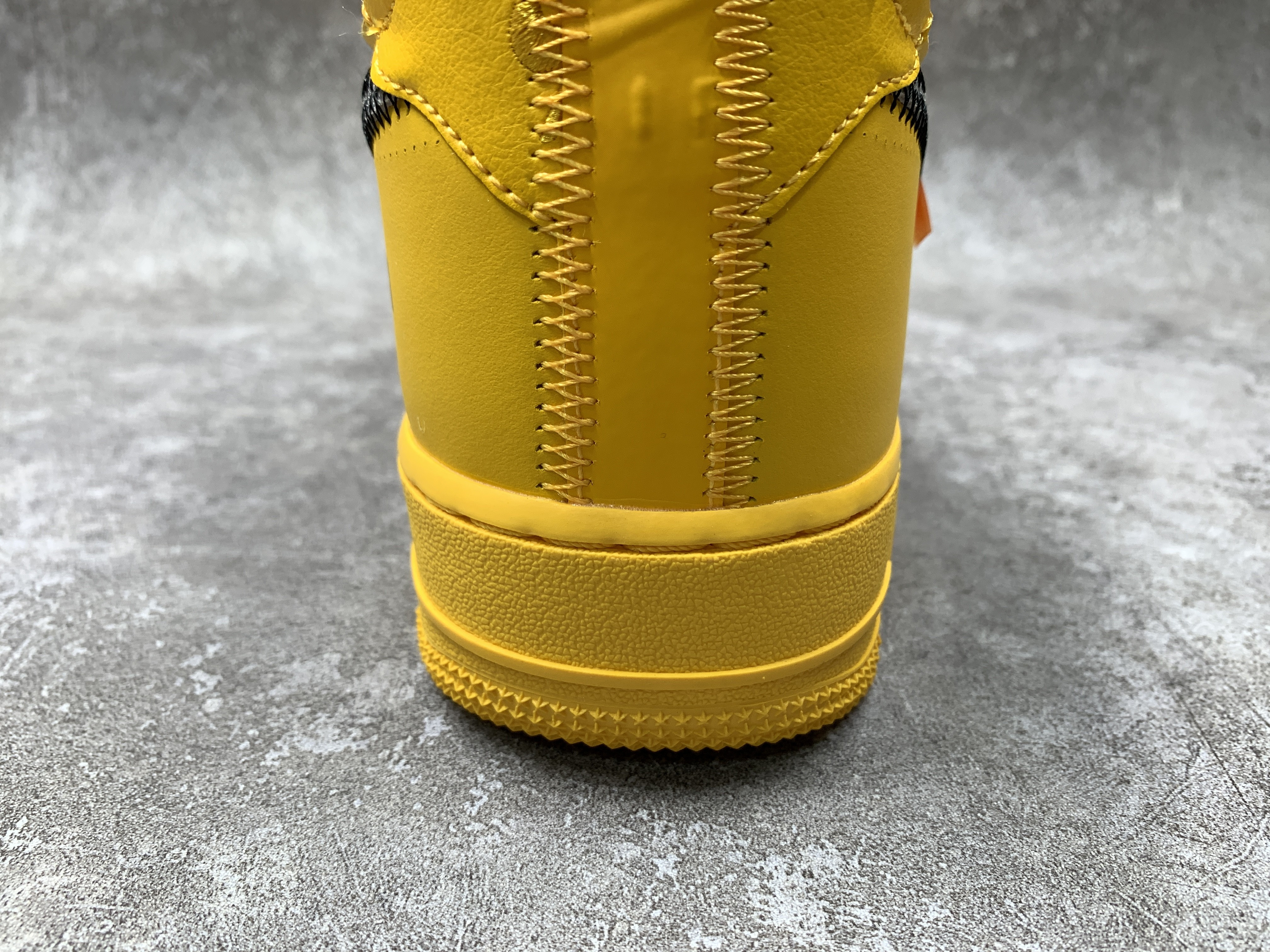 Air Force 1 x Off-White Low University Gold