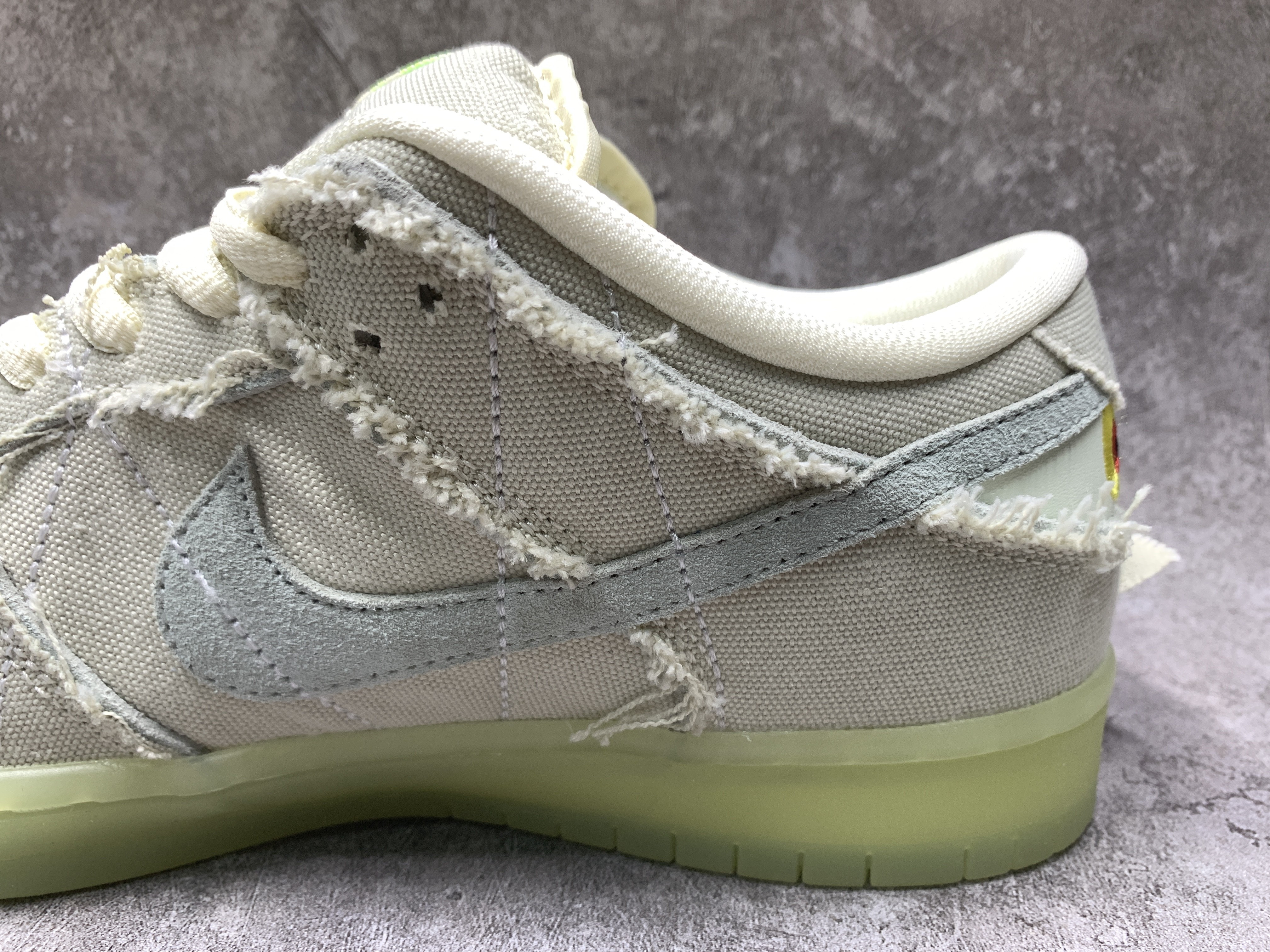 Nike SB Dunk Low Mummy