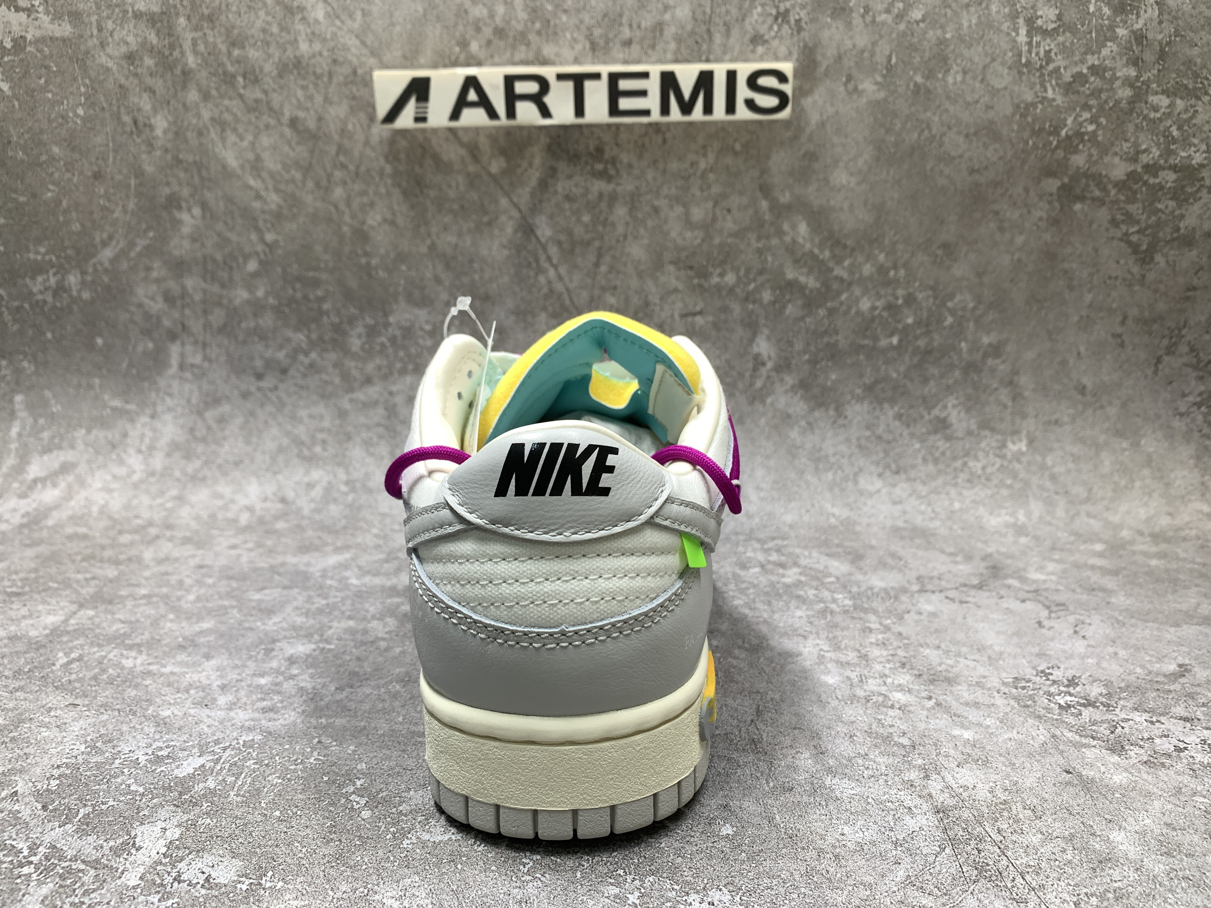 Off-White x Dunk Low