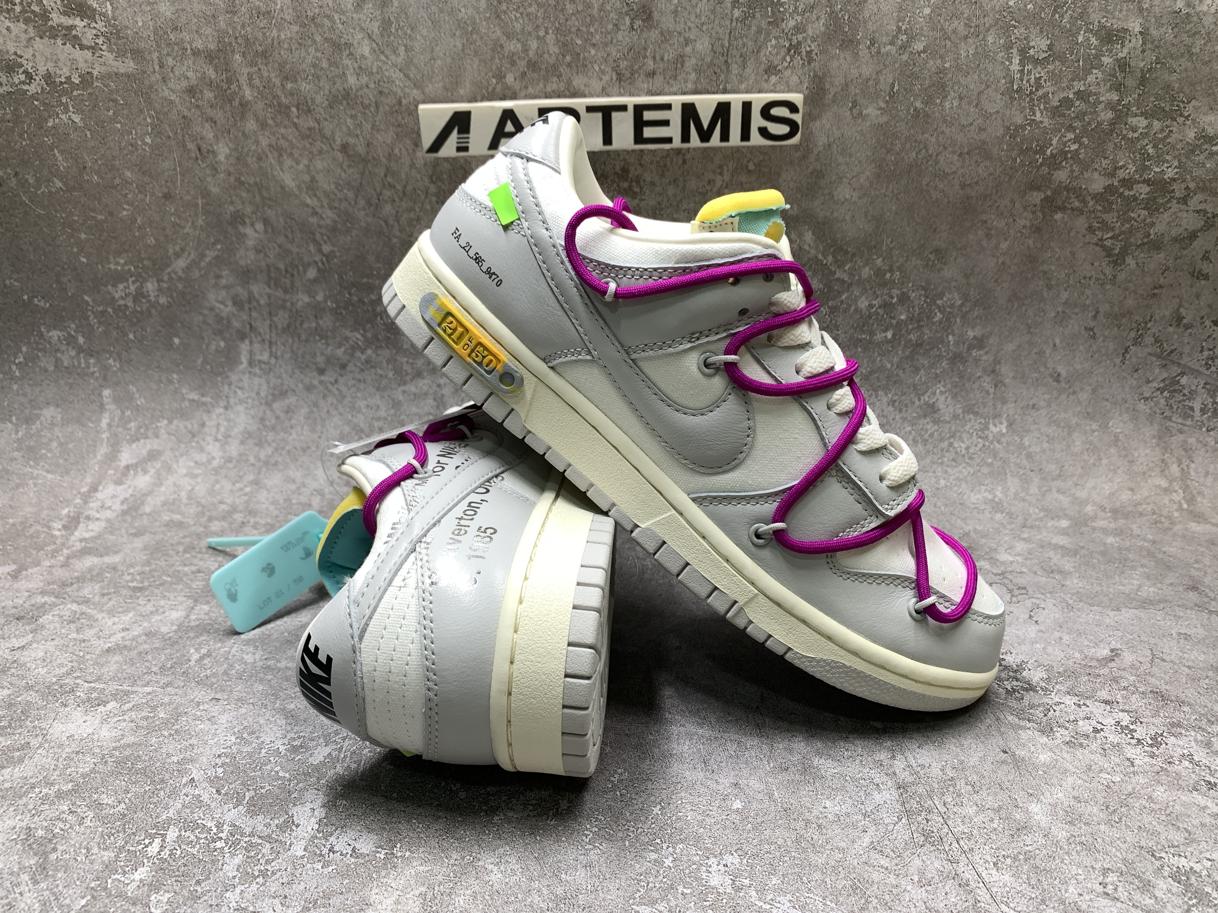 Off-White x Dunk Low