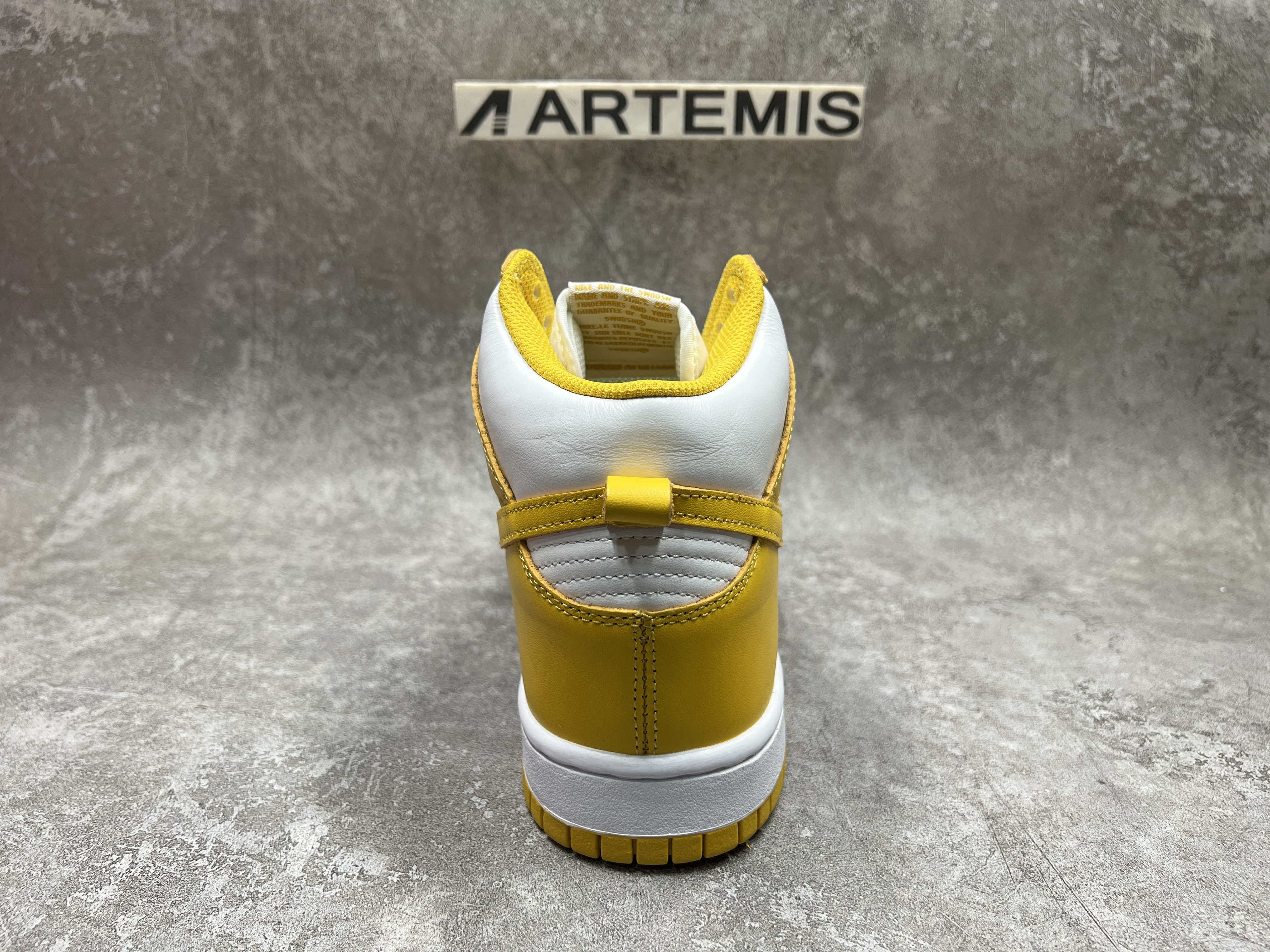 Nike Dunk High Dark Sulfur