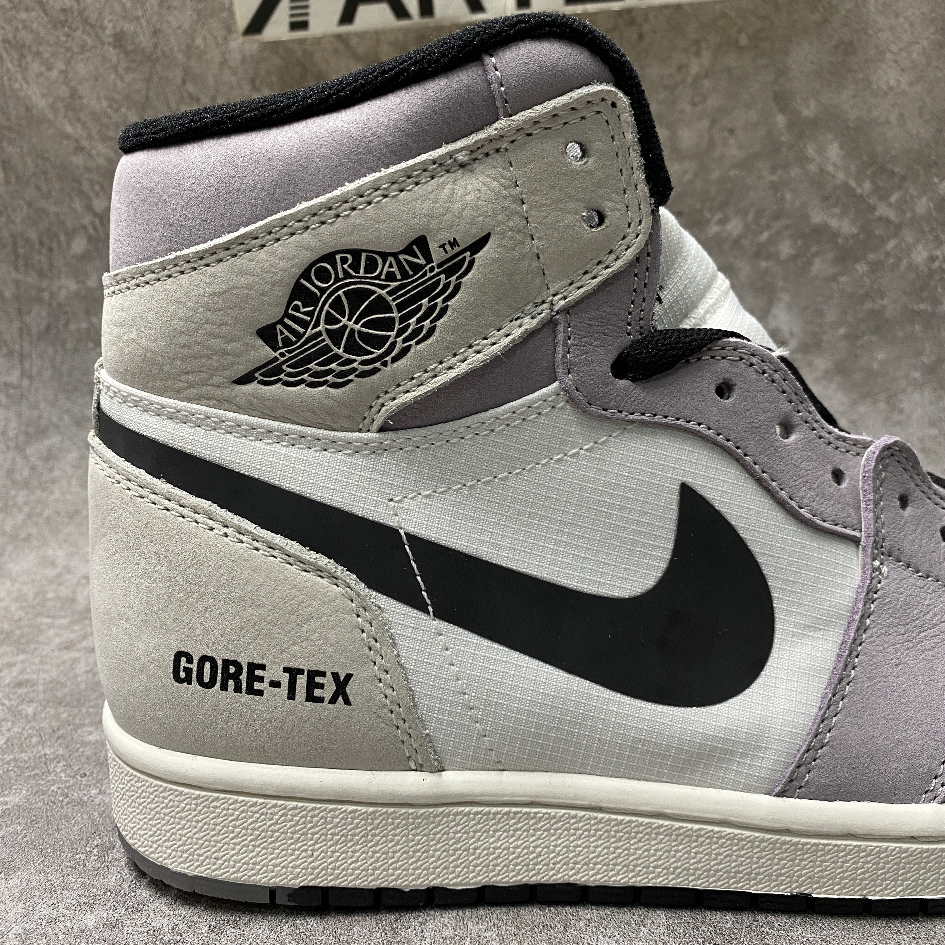 Air Jordan 1 High Element Gore-Tex Light Bone