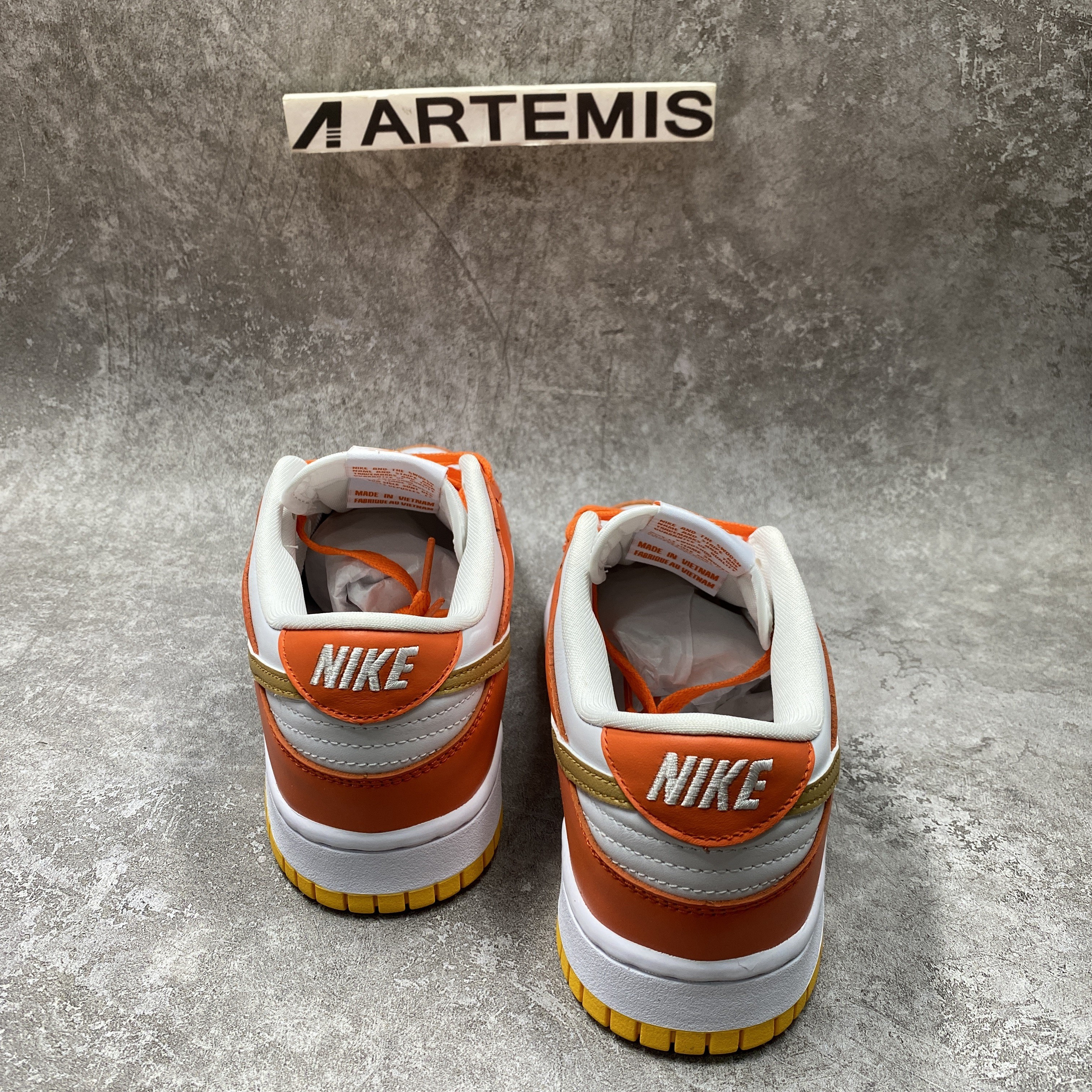 Nike Dunk Low University Gold