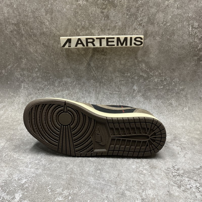 Air Jordan 1 Retro Low OG SP Travis Scott
