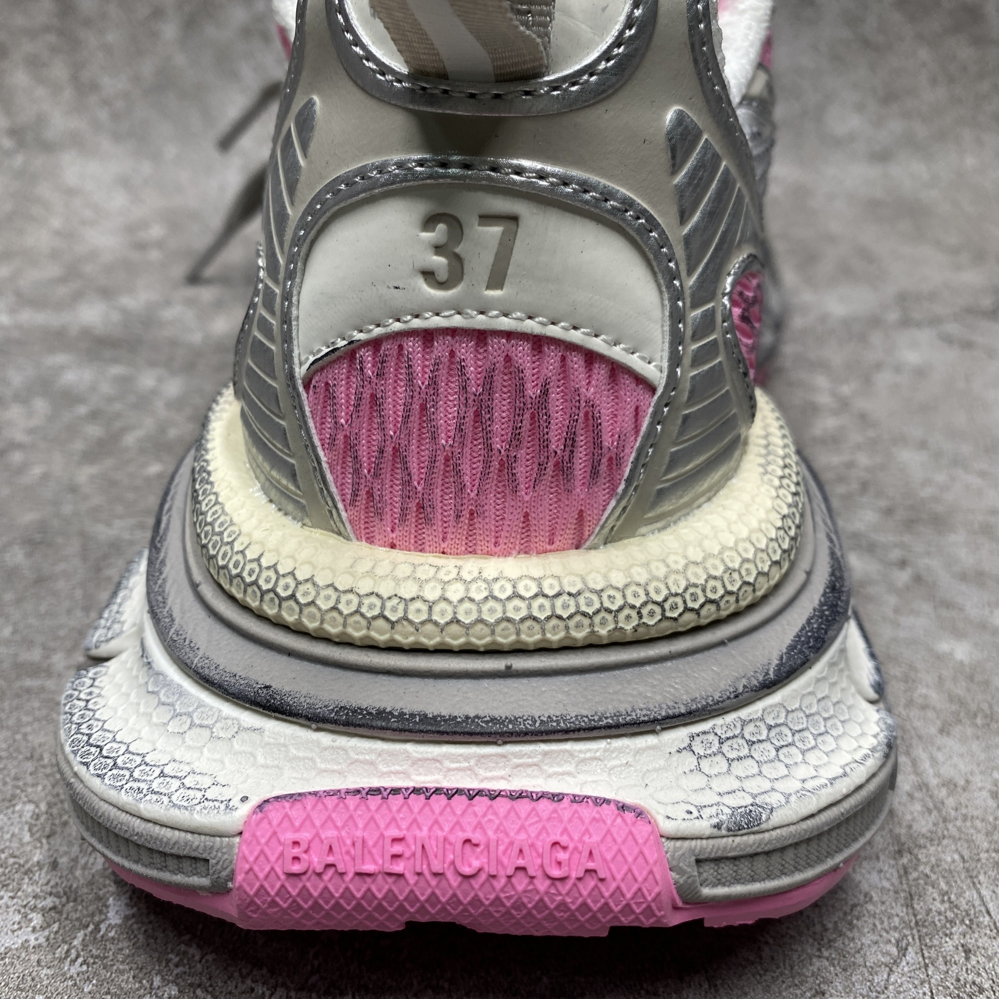 Balenciga 3XL Sneaker in Grey Pink