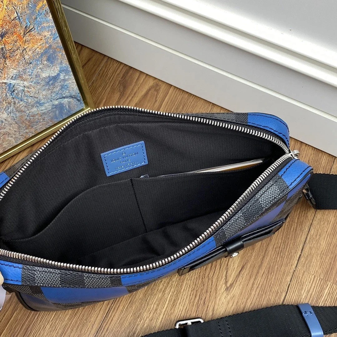 LV ALPHA MESSENGER N40408