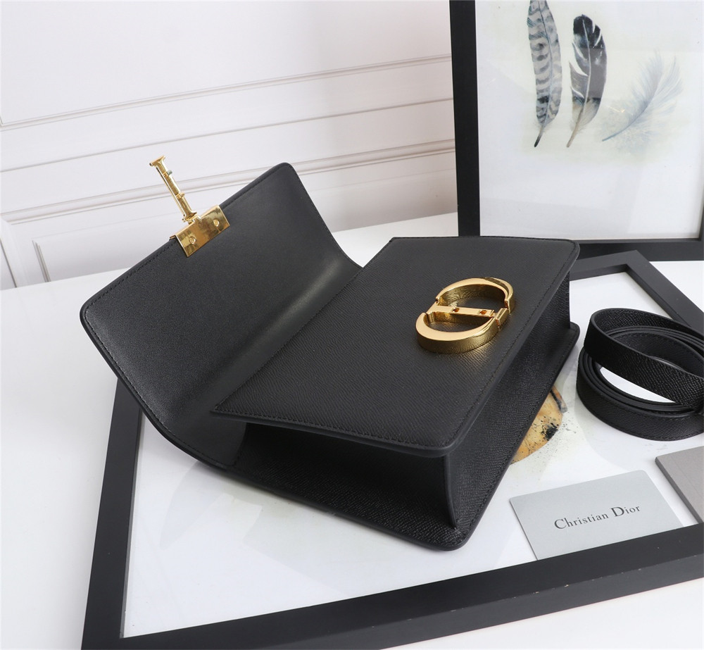 D*or 30 montaigne chain bag grained black