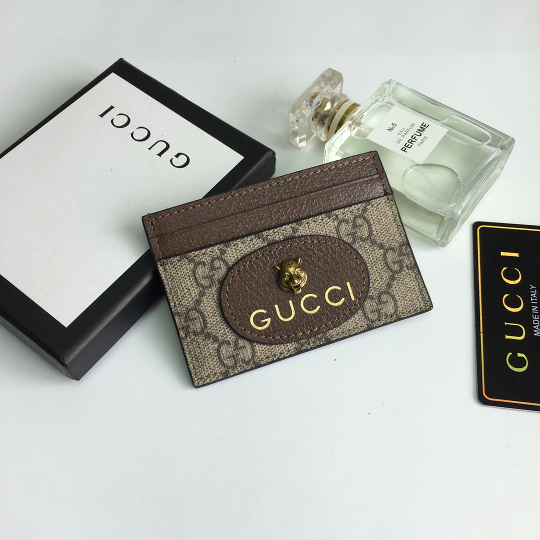 G*u*i gg card case wallet