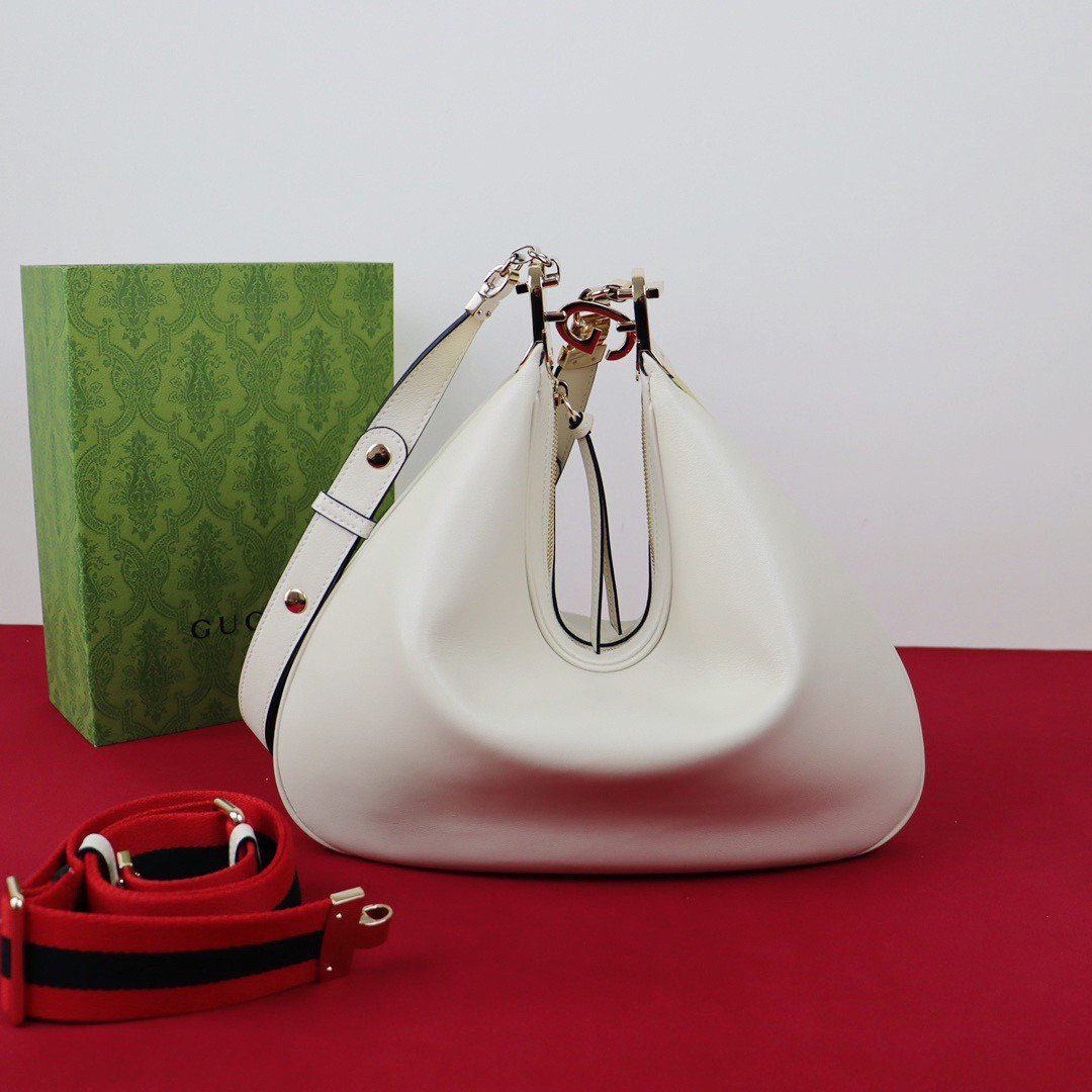 G*u*i attache medium shoulder bag white 13.8″w x 12.6″h x 2.4″d