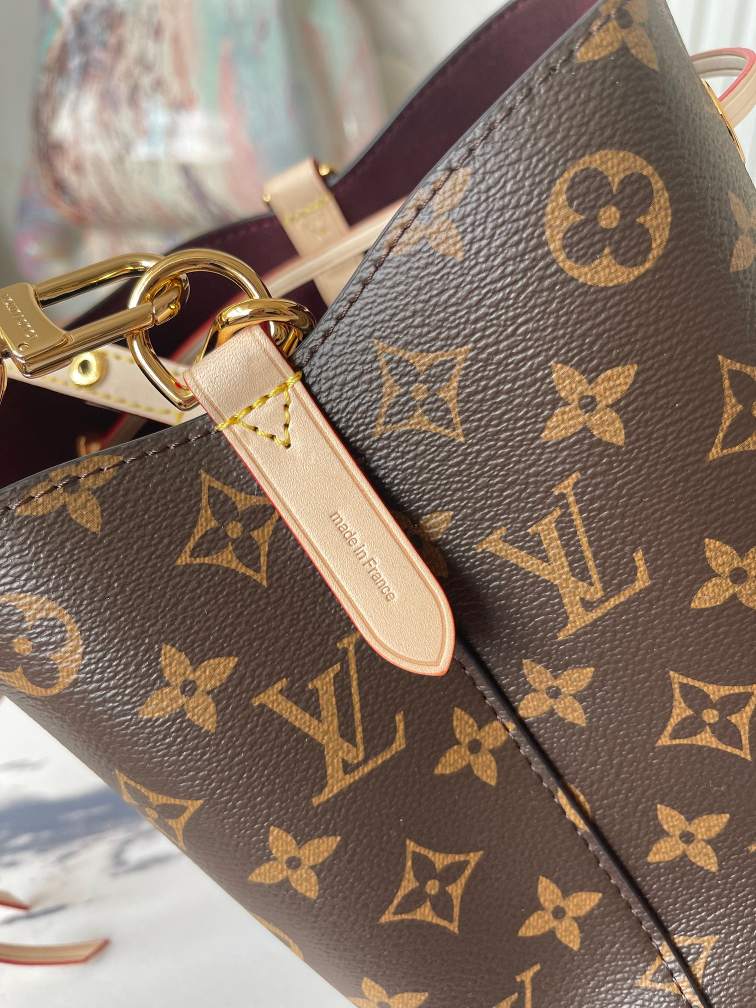 LV M46581 Néonoé BB 7.9 x 7.9 x 5.1 inches