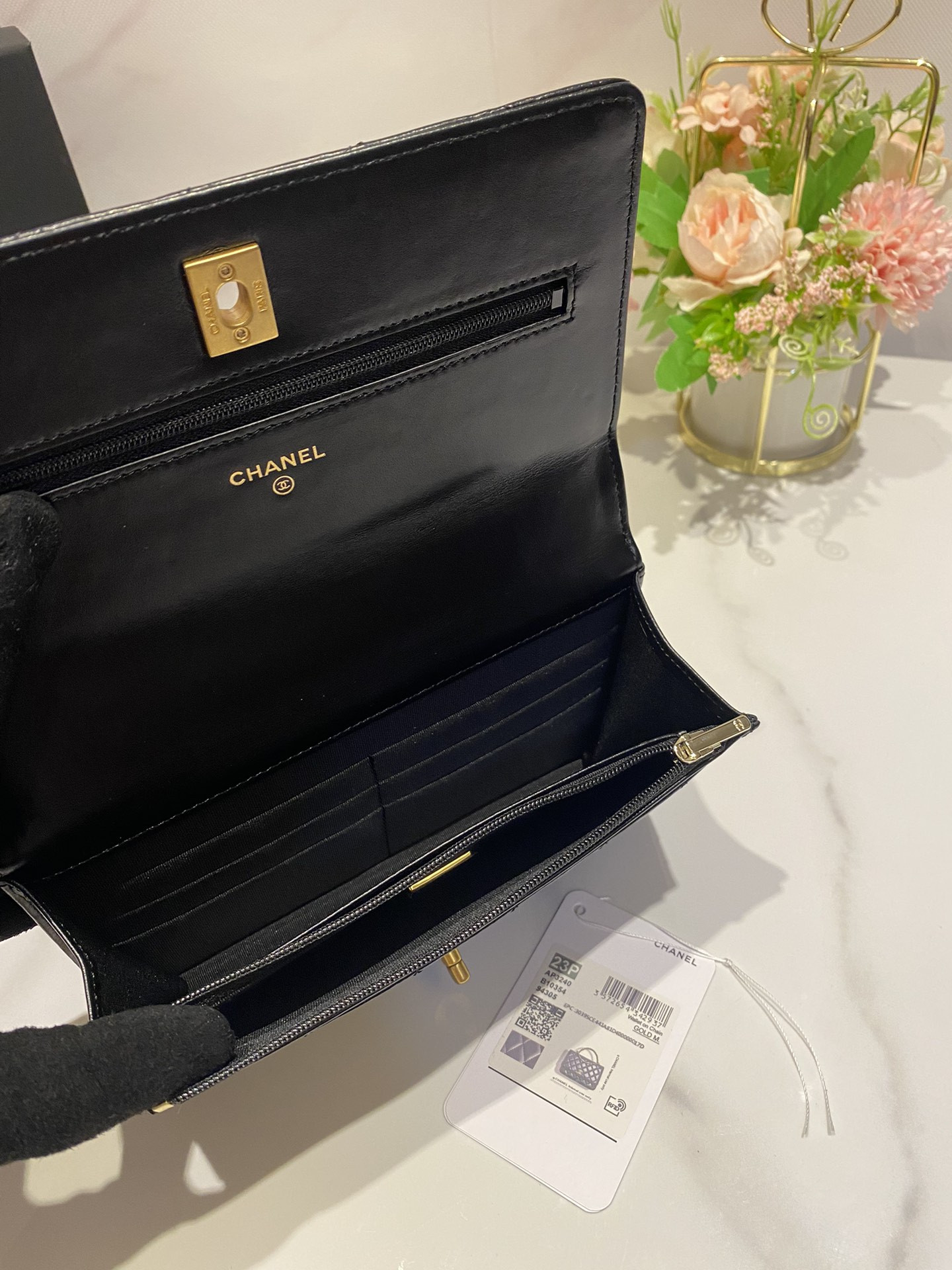 Ch*el classic wallet on chain rhinestone handle black 4.8 × 7.5 × 1.4 in