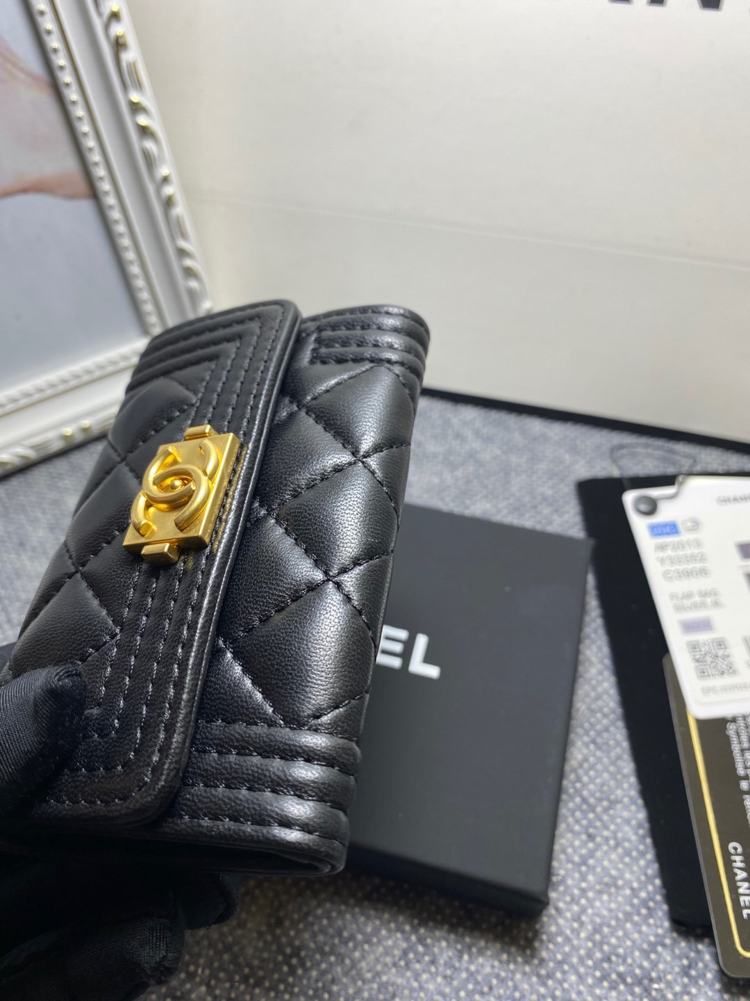 Ch*el flap wallet 12-7cm