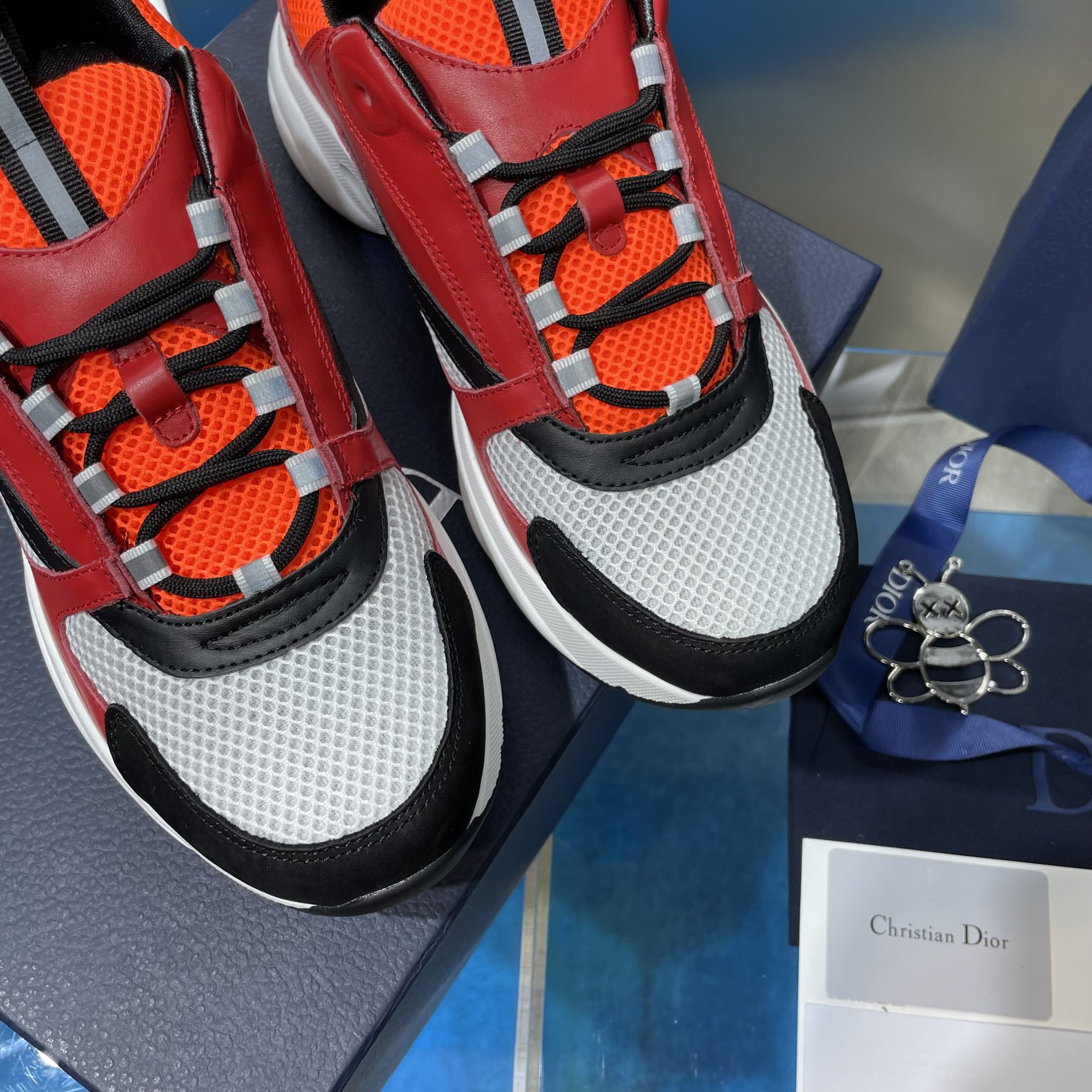 ua D*or b22 red sneaker