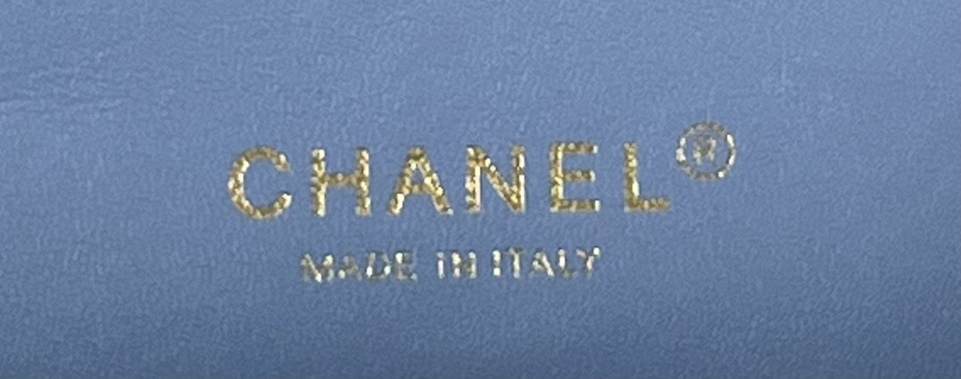 Ch*el classic 11.12 handbag tweed & gold-tone metal  6 × 9.9 × 2.5 in