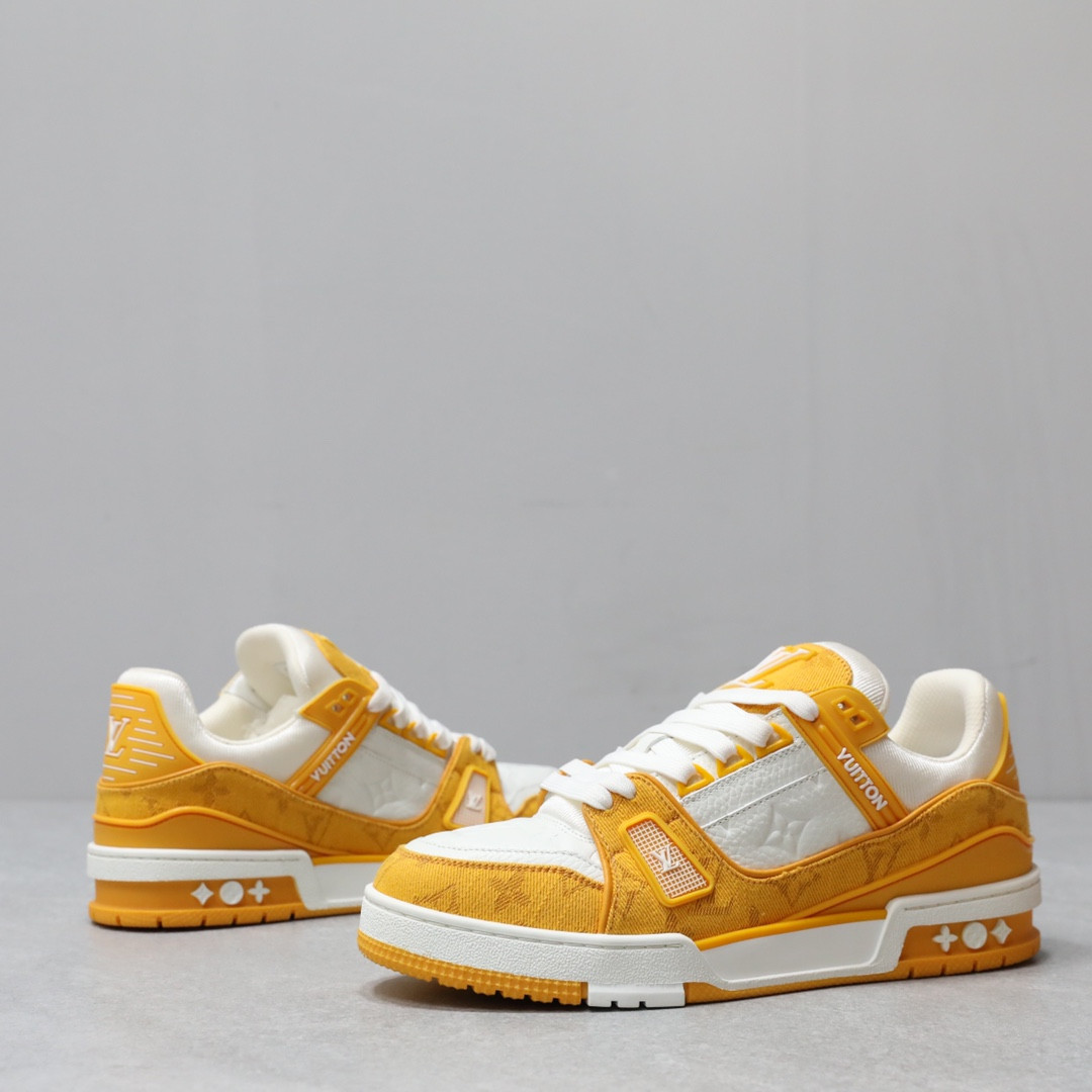 UA LV Trainer Sneaker