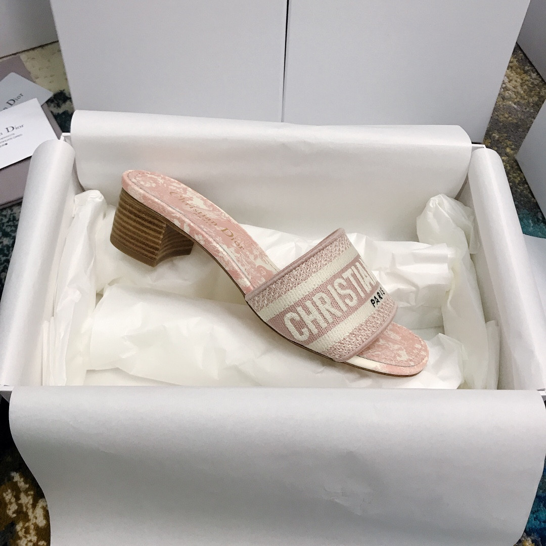 ua D*or dway heeled slide