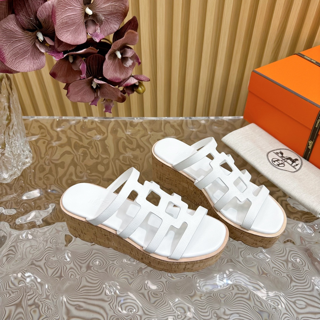 UA Hermès Isabella 30 sandal